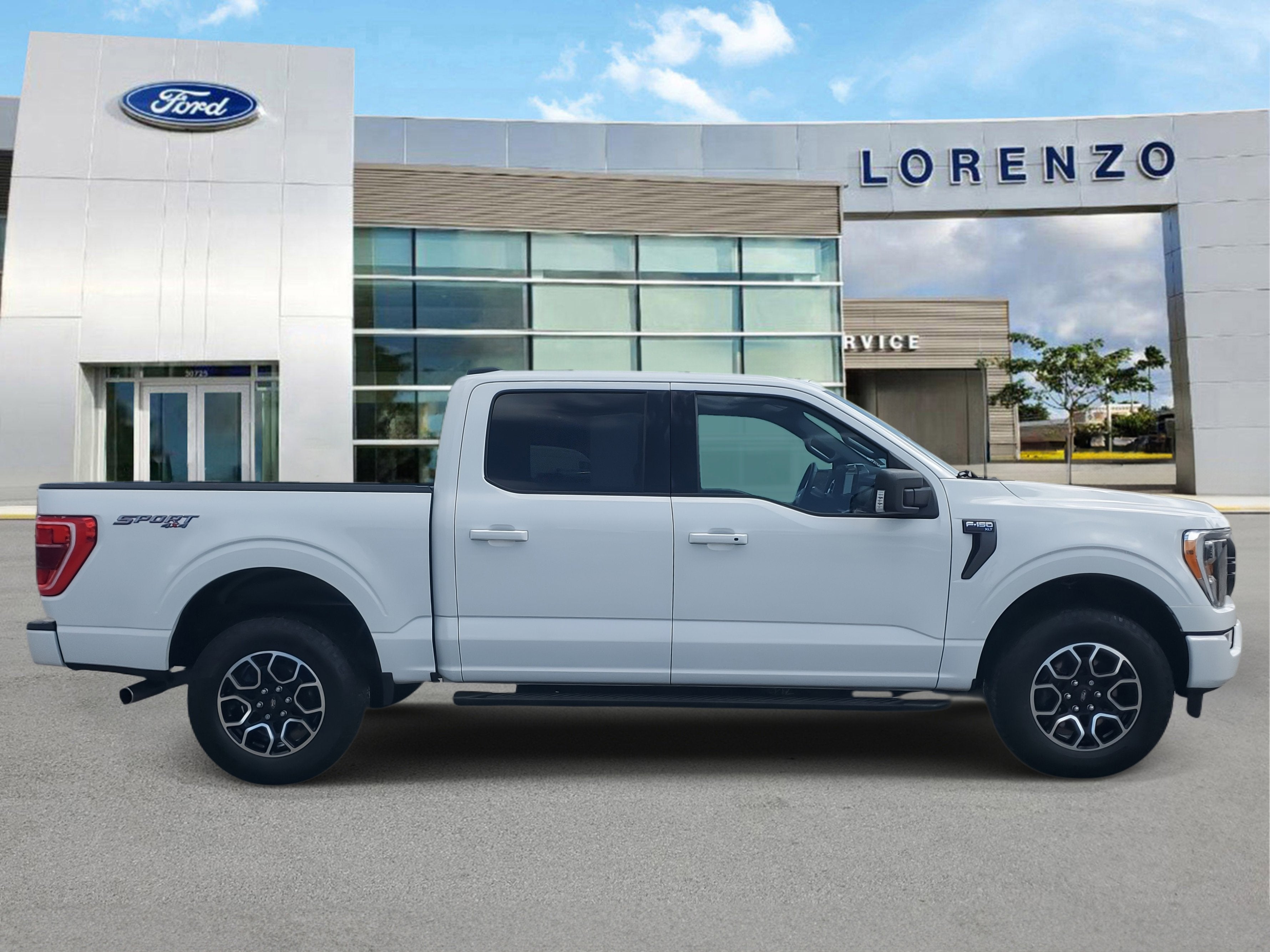 2023 Ford F-150 XLT 4WD