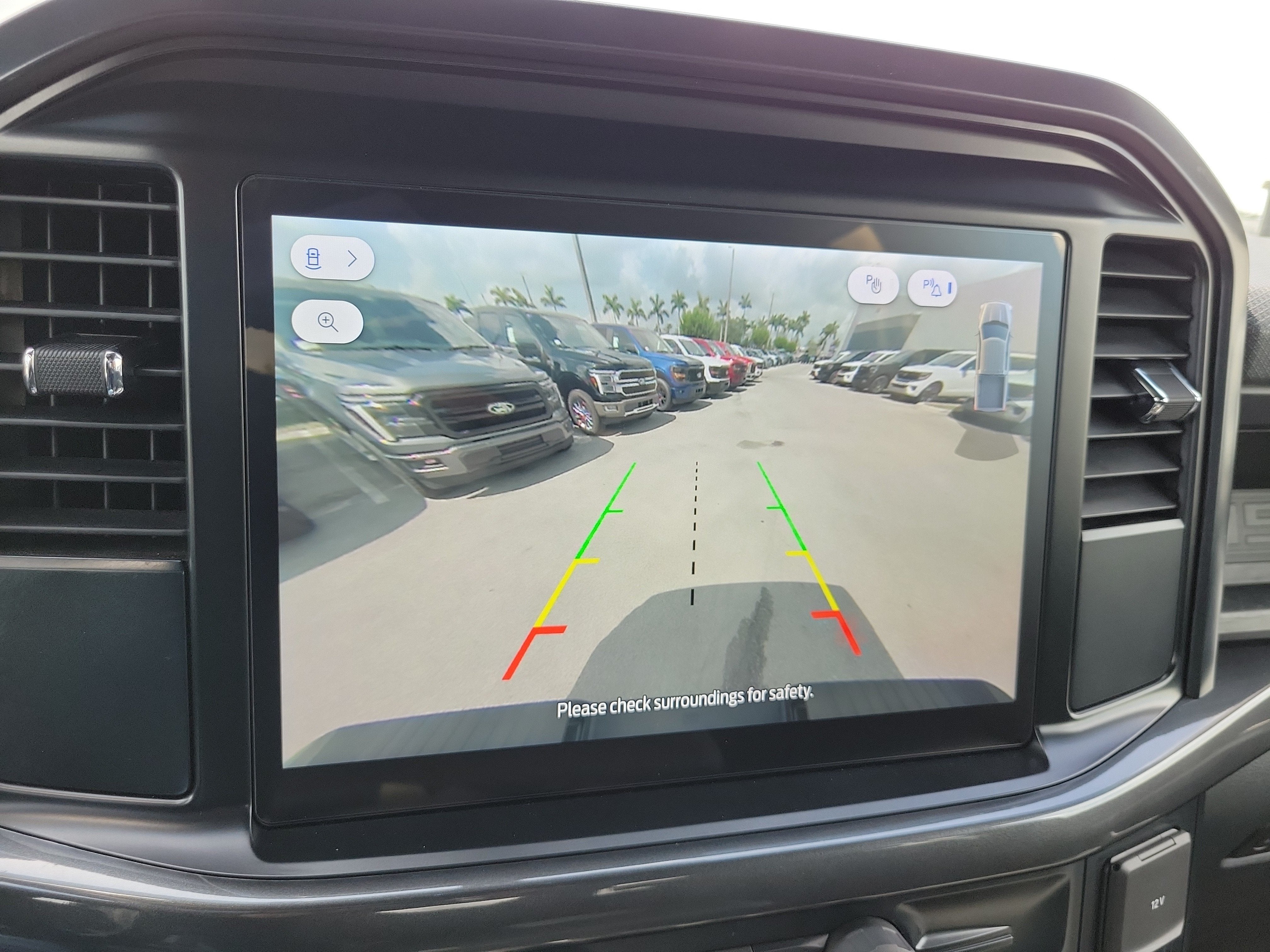 2025 Ford F-150 STX 4WD