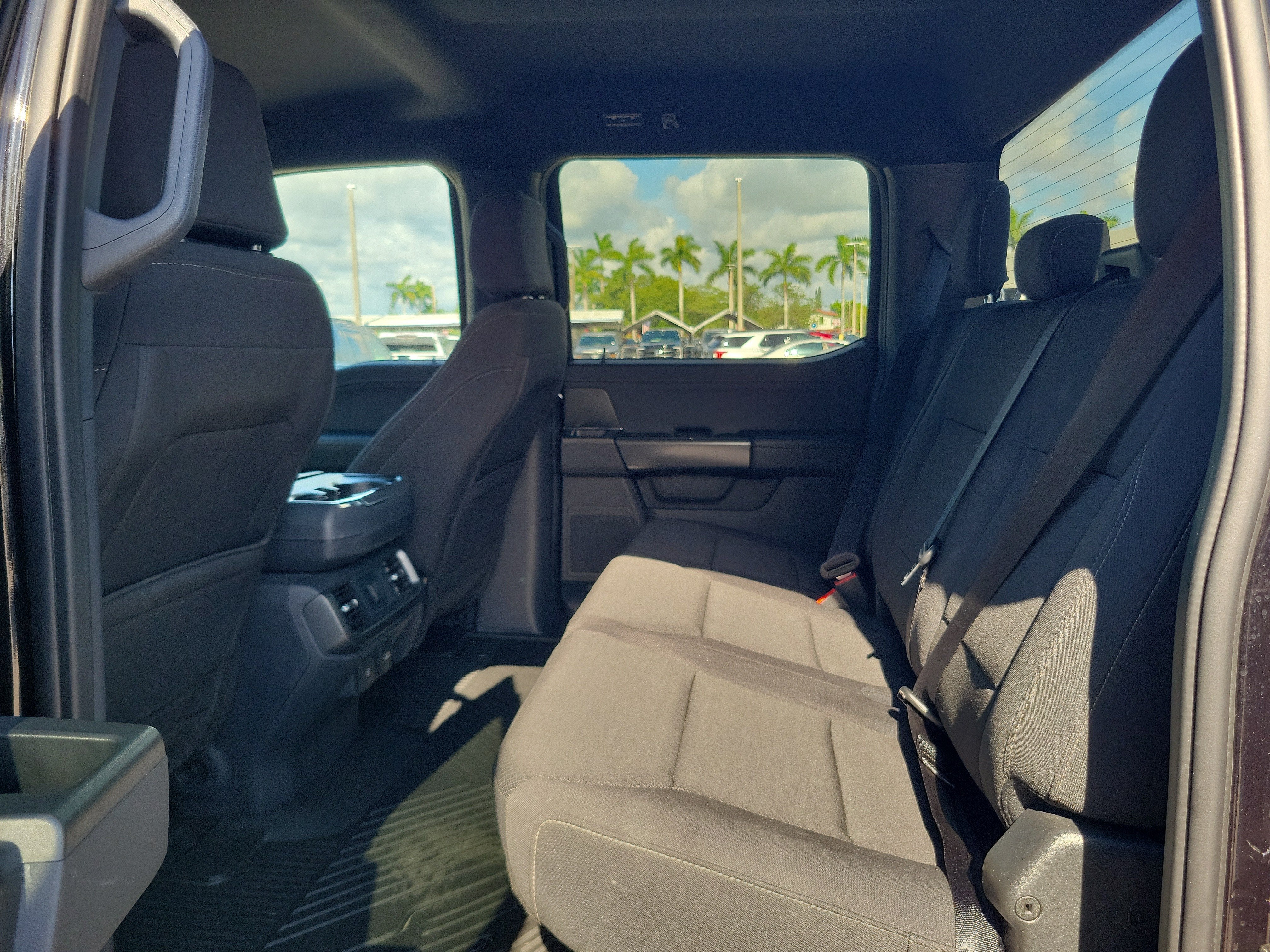 2024 Ford F-150 XLT 4WD