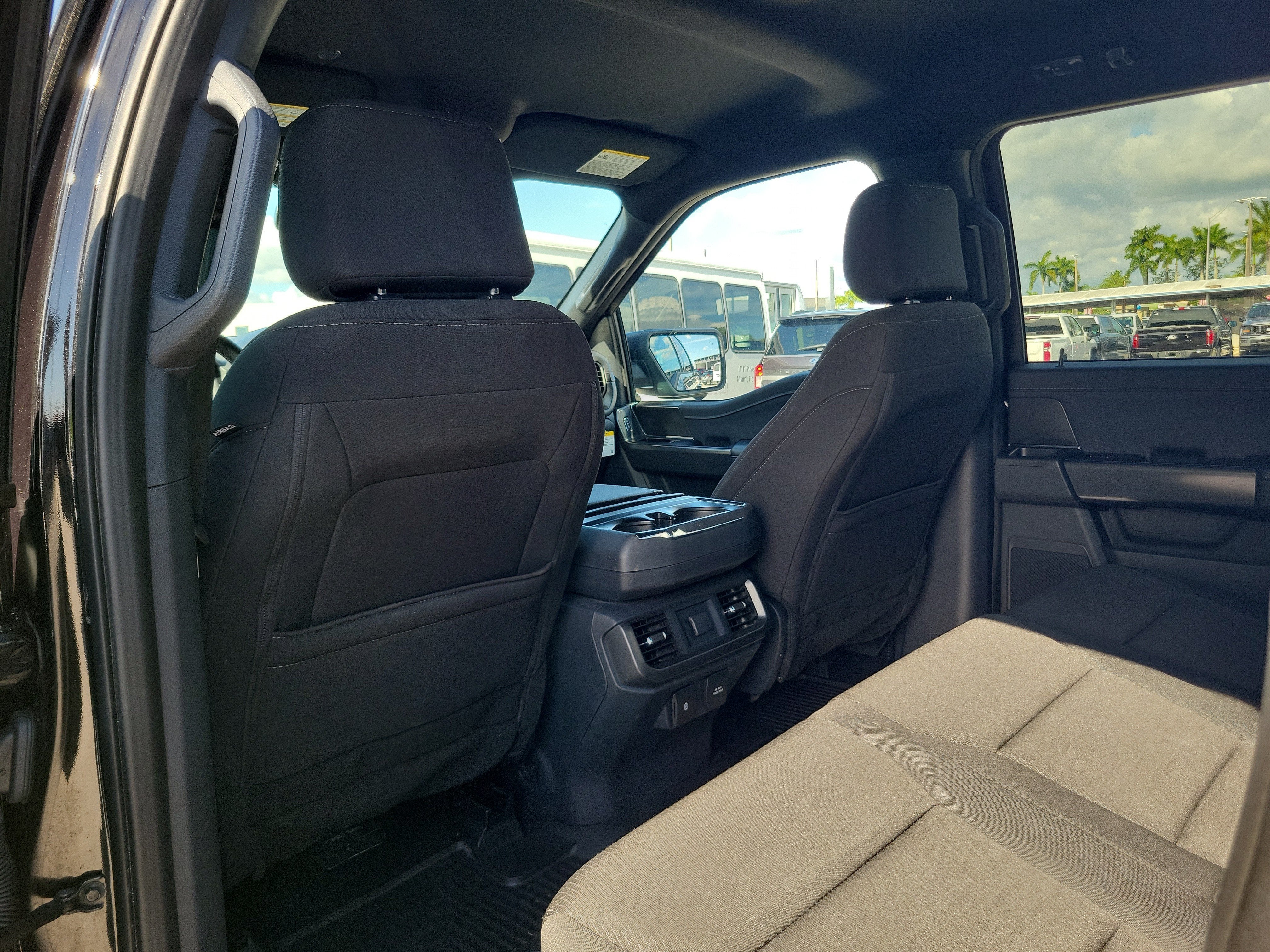 2024 Ford F-150 XLT 4WD