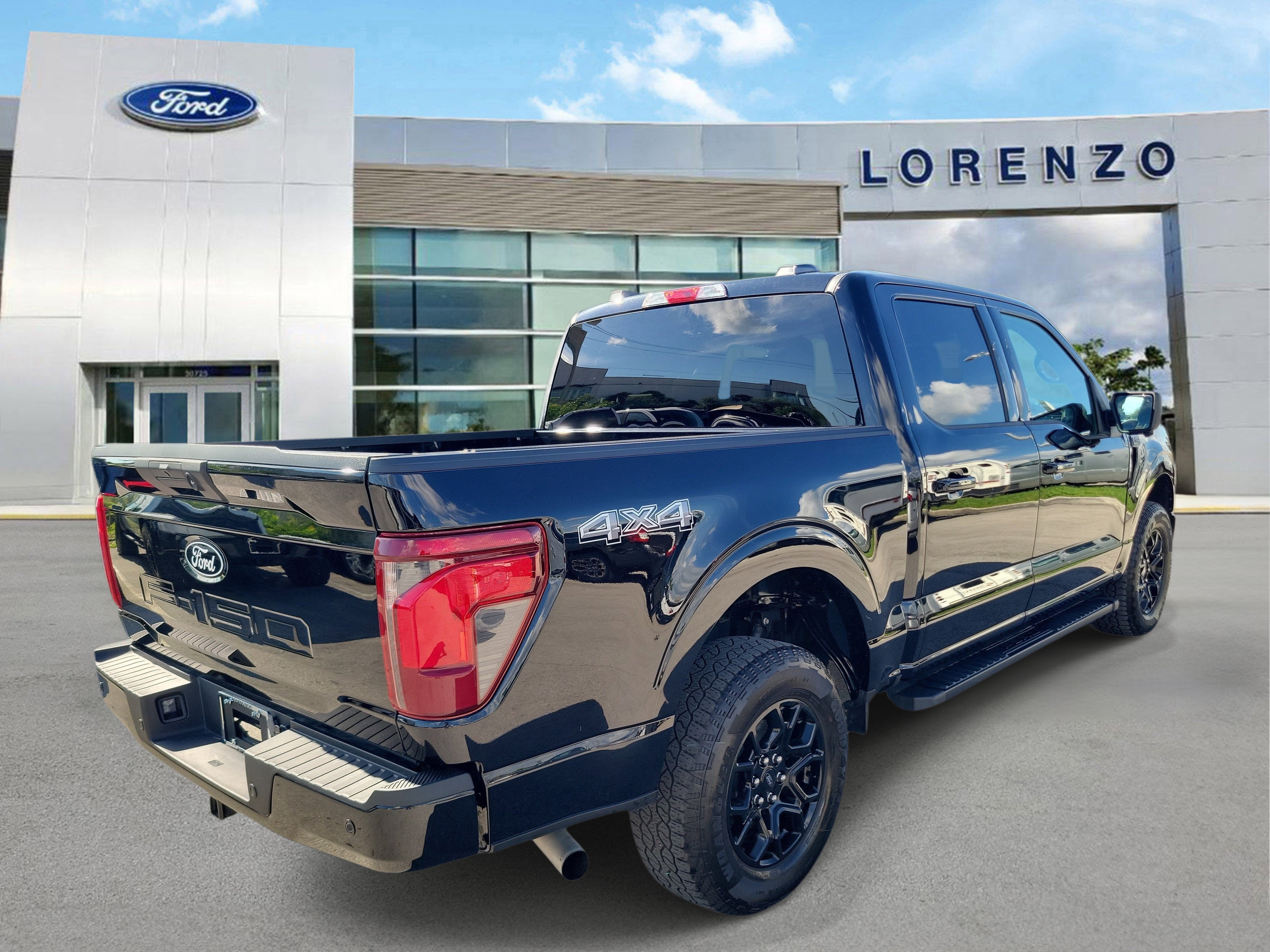 2024 Ford F-150 XLT 4WD