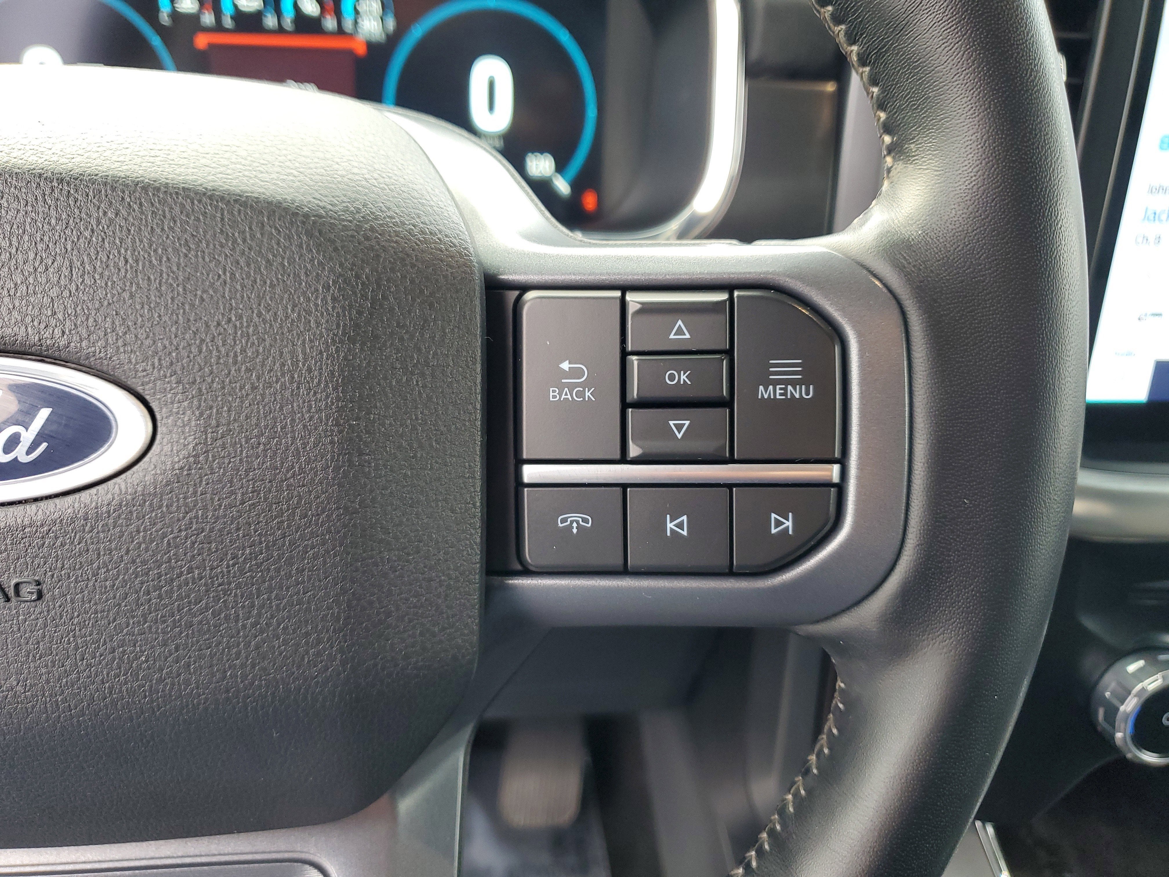 2023 Ford F-150 LARIAT 4WD