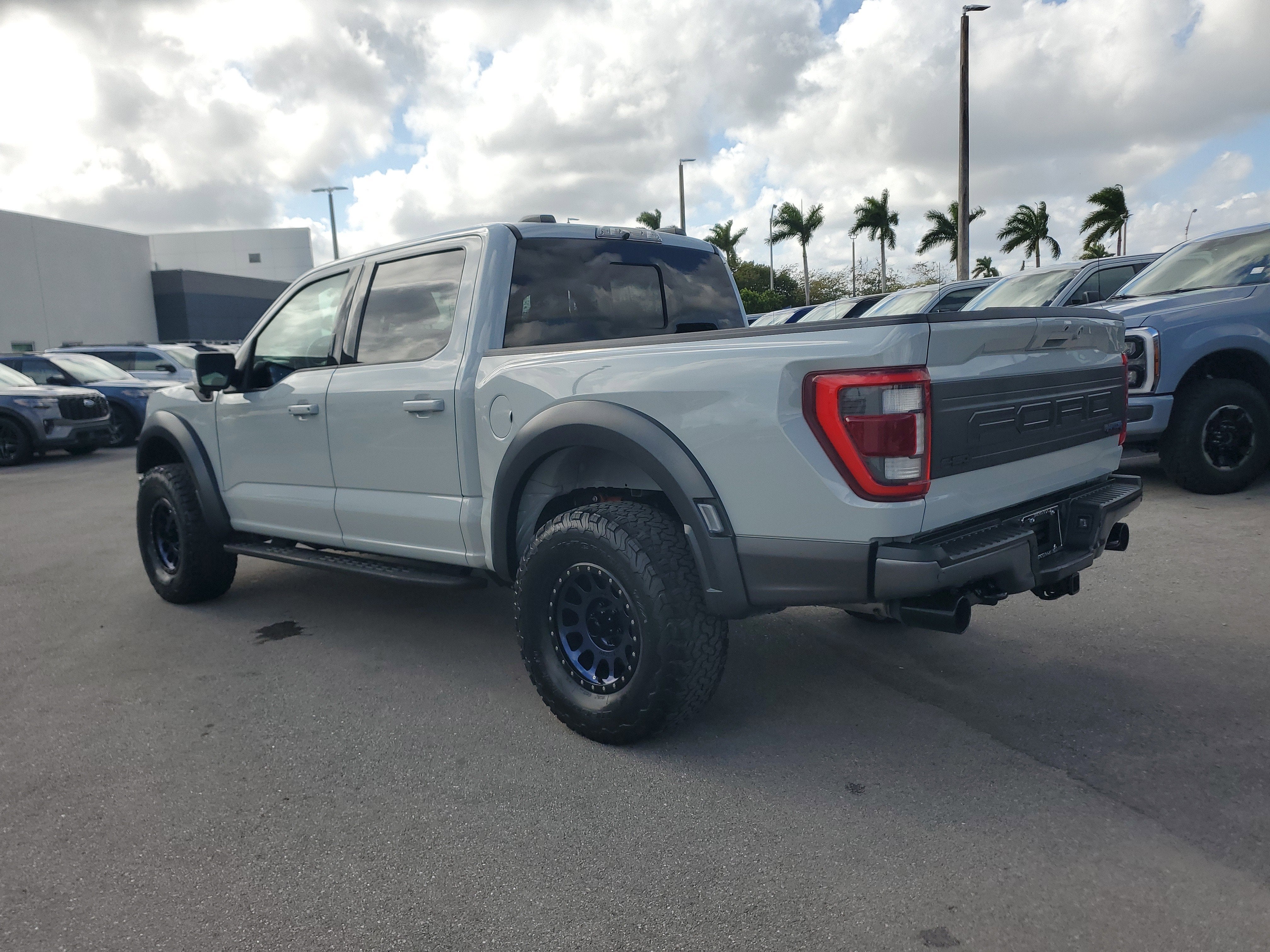 2023 Ford F-150 Raptor 4WD