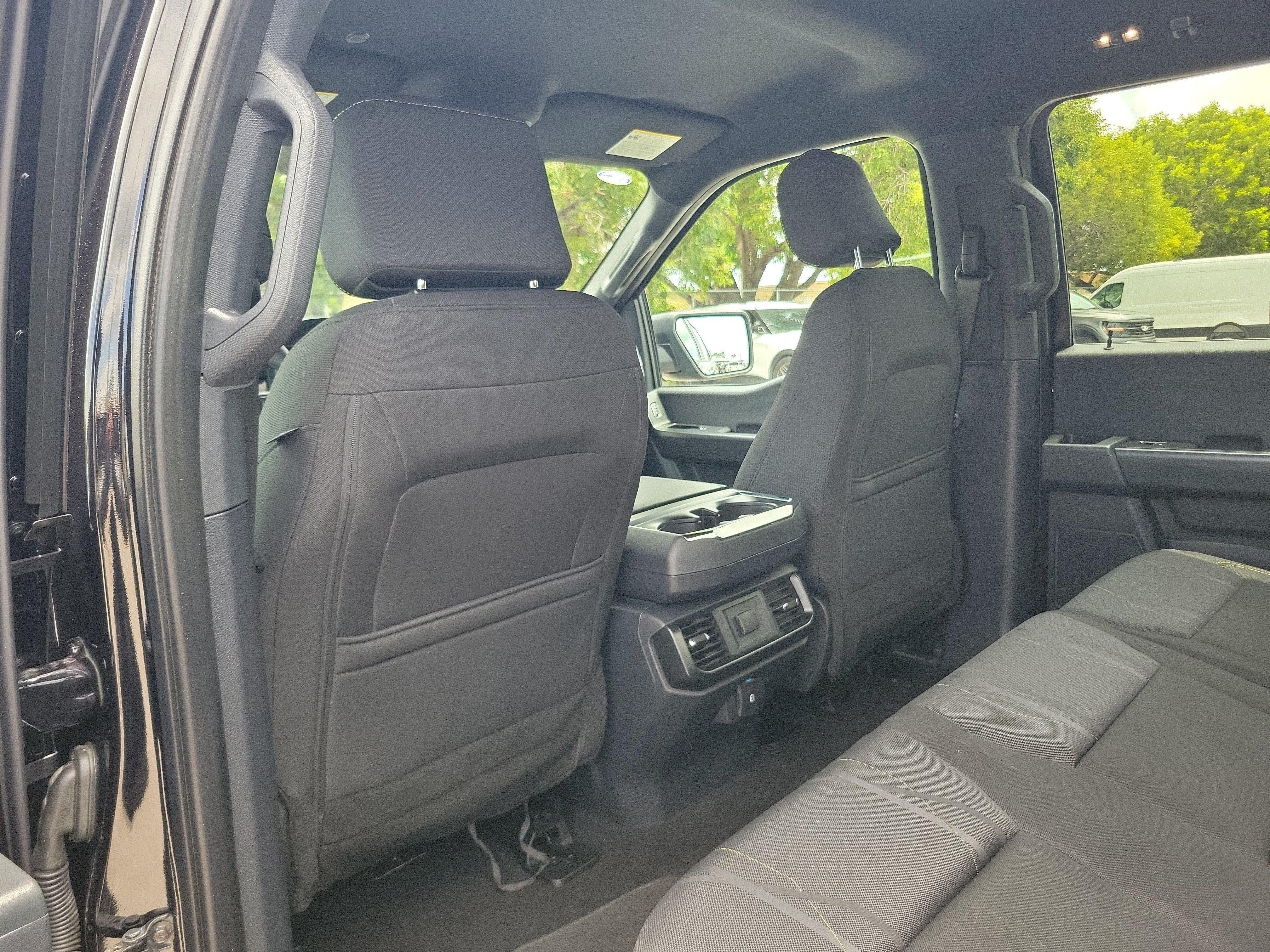 2025 Ford F-150 STX 4WD