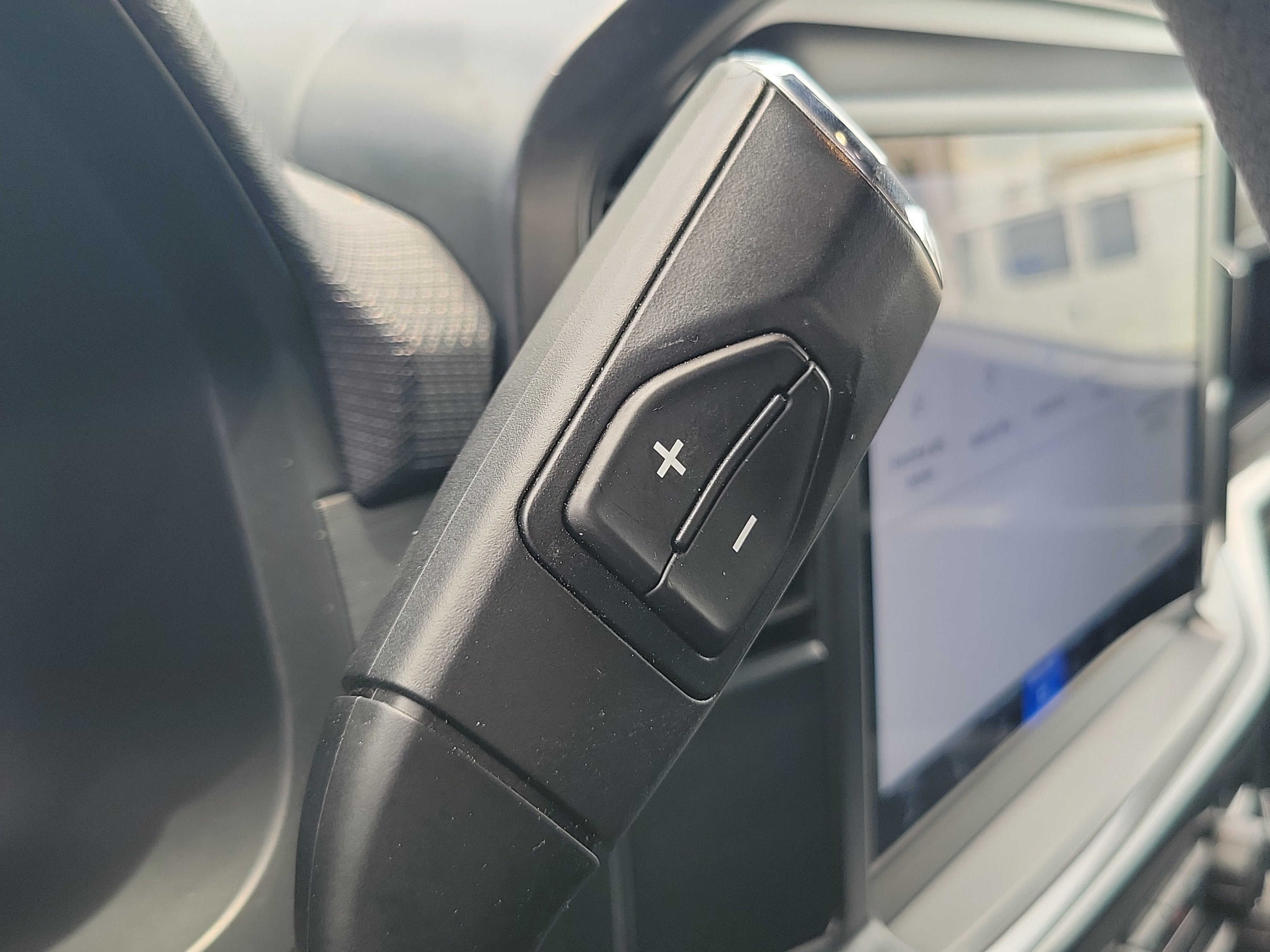 2025 Ford F-150 STX 4WD
