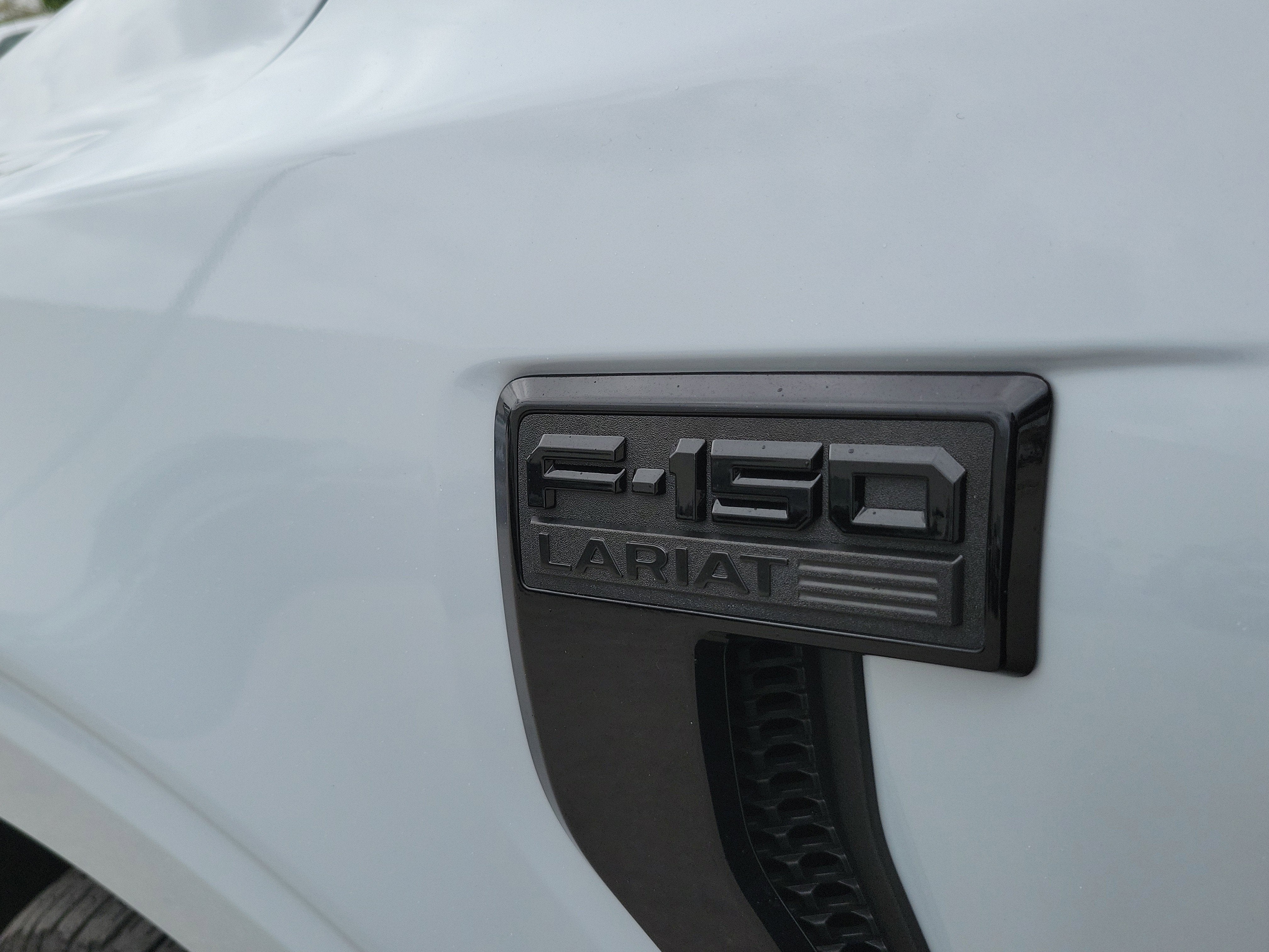 2025 Ford F-150 LARIAT 4WD