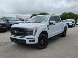 2025 Ford F-150 LARIAT 4WD