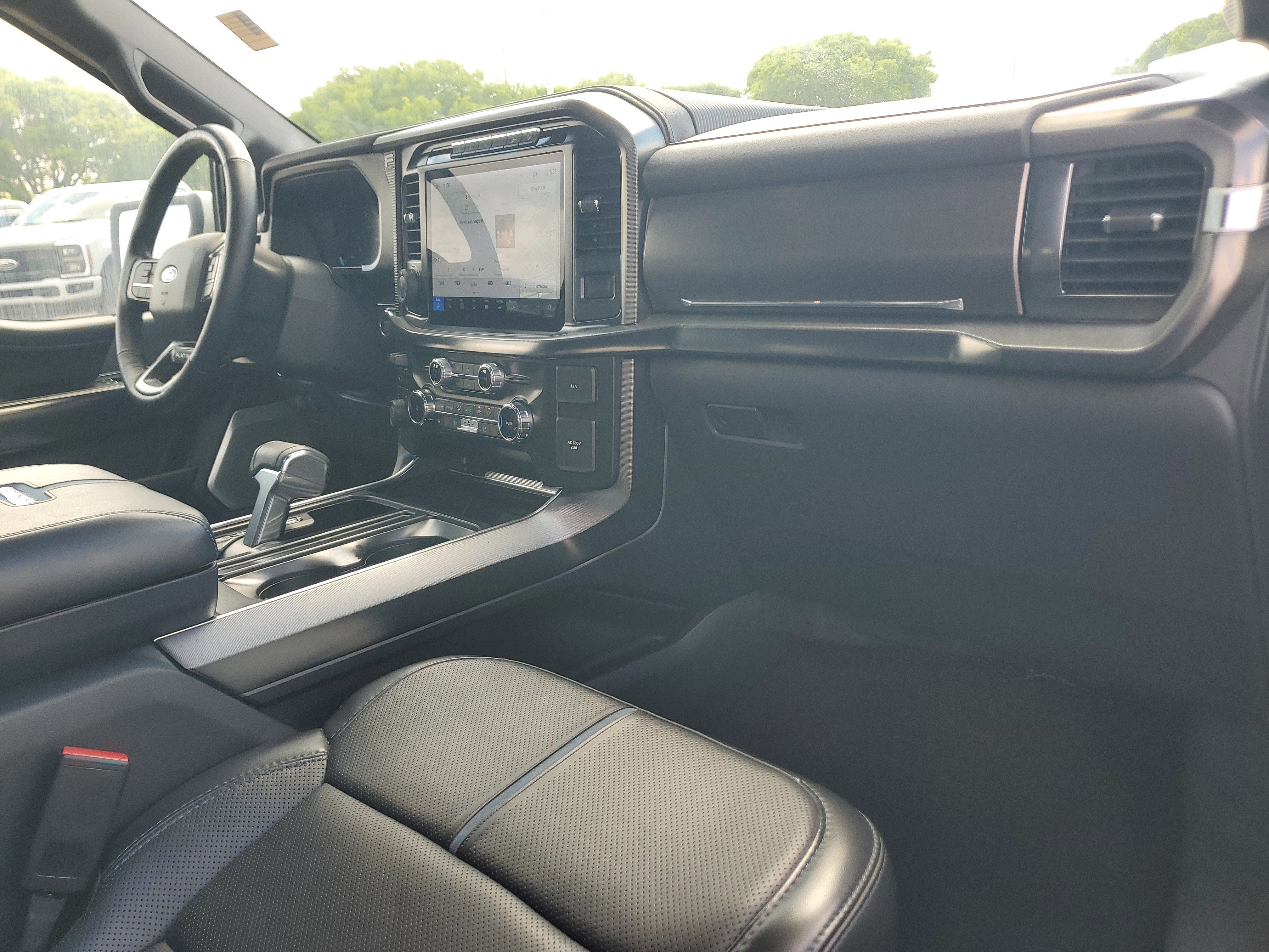 2024 Ford F-150 Platinum 4WD