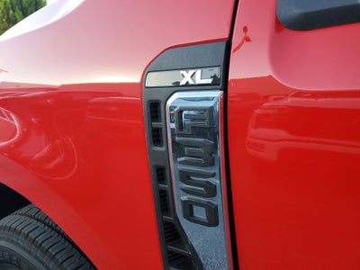 2026 Ford Super Duty F-350 SRW XL