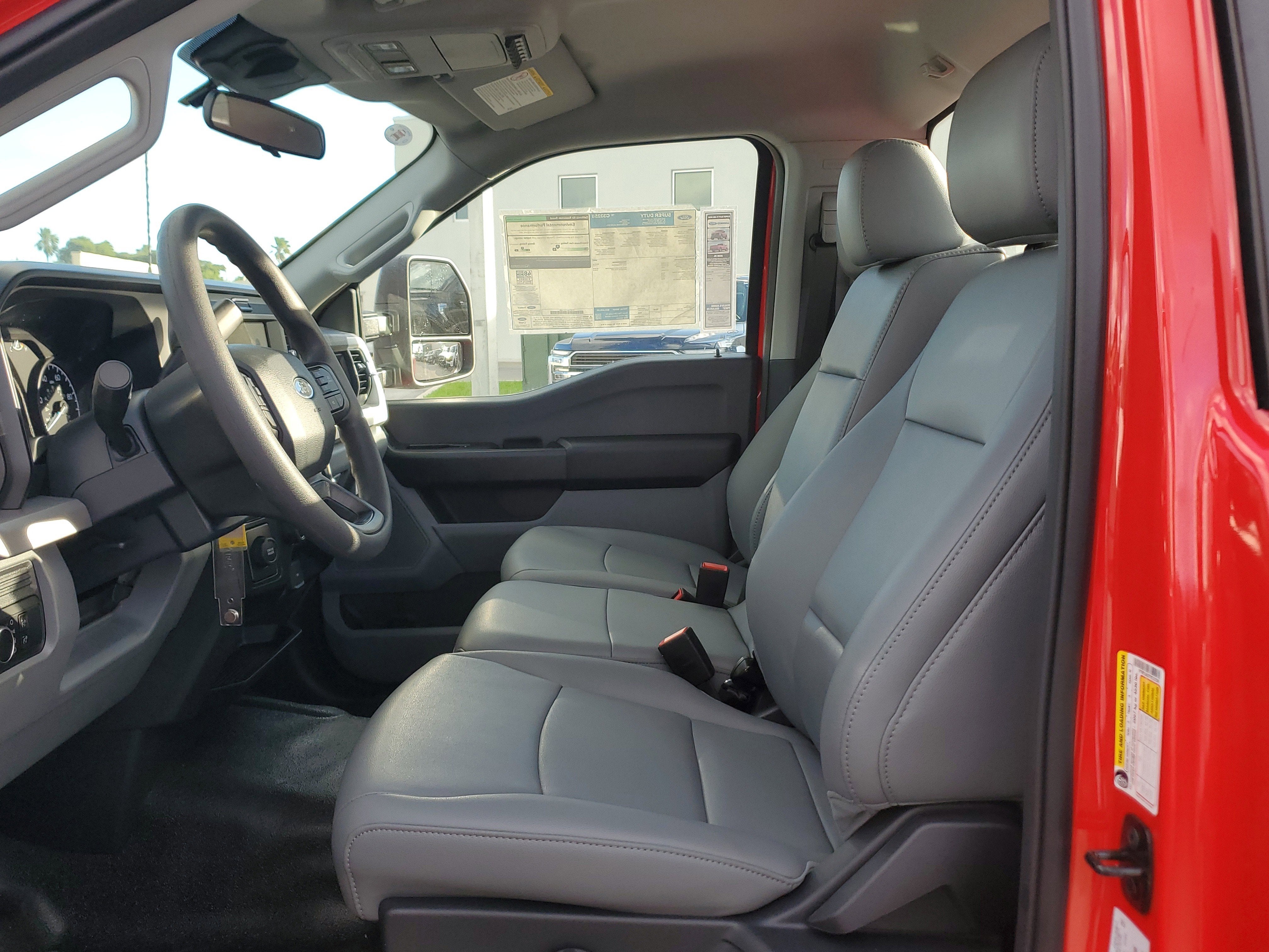 2026 Ford Super Duty F-350 SRW XL