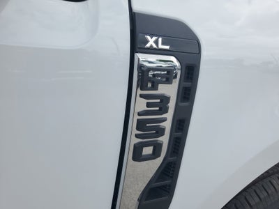 2026 Ford Super Duty F-350 SRW XL