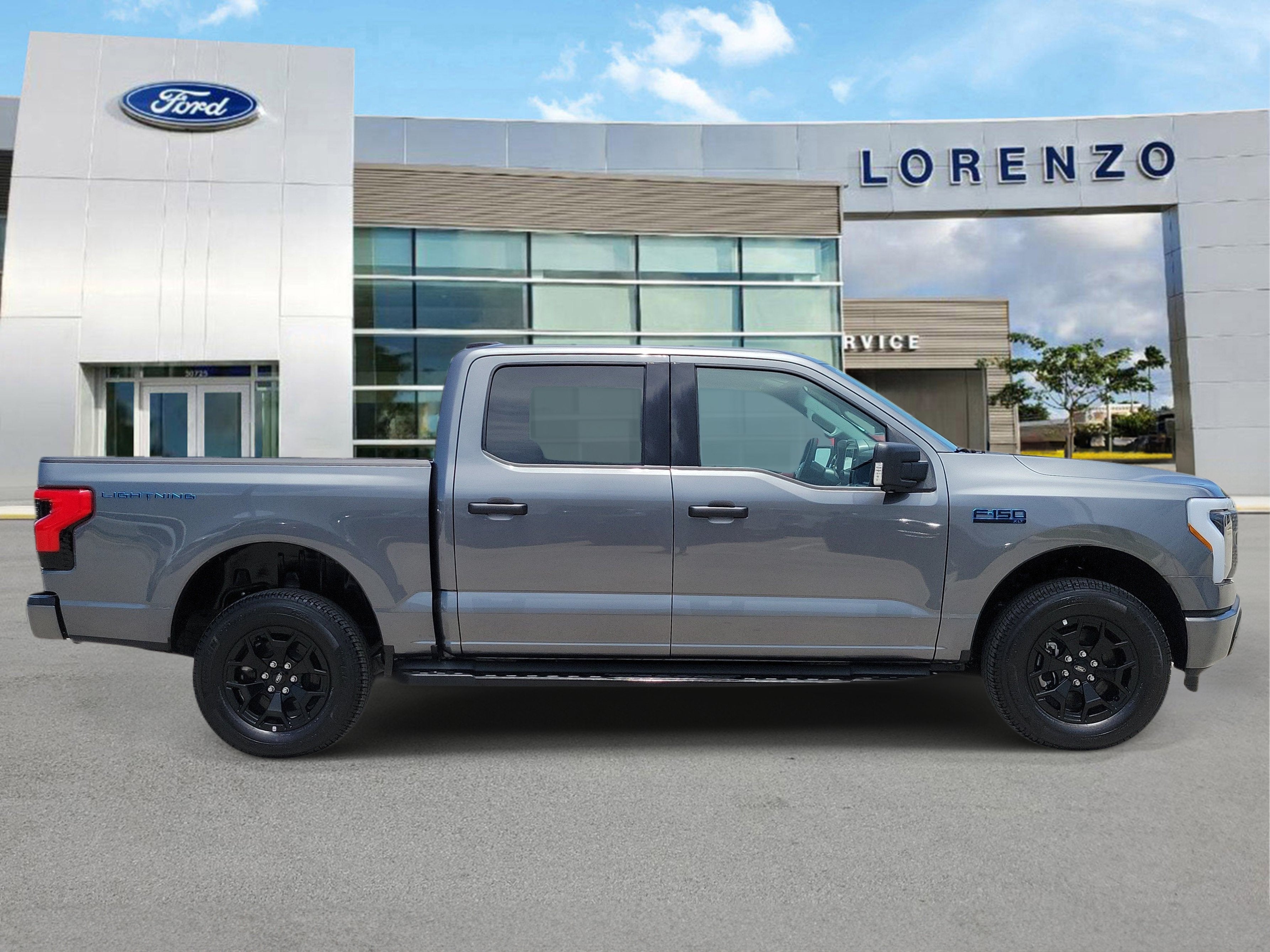 2025 Ford F-150 Lightning XLT