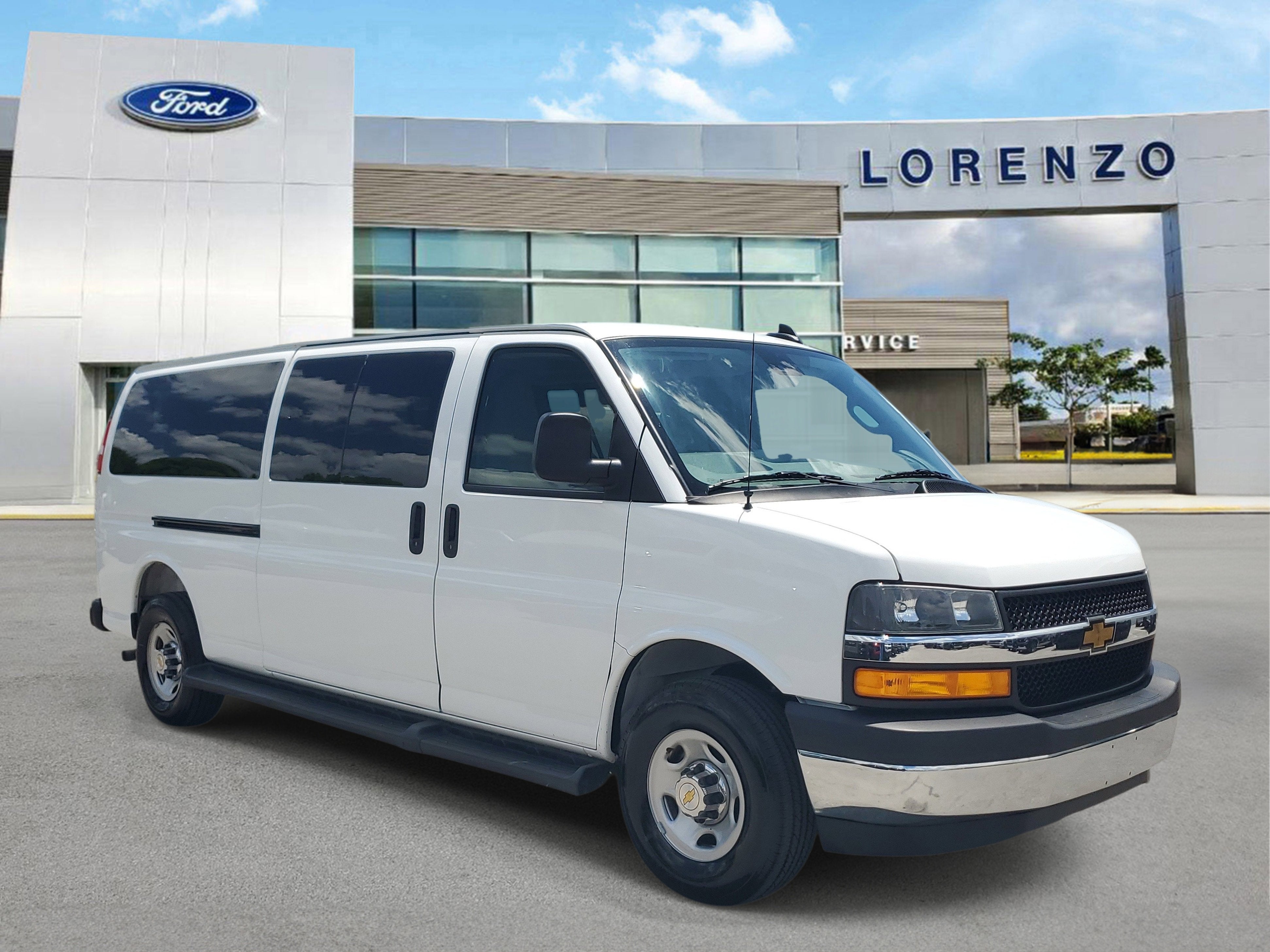 2025 Chevrolet Express Passenger LT