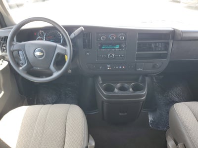 2025 Chevrolet Express Passenger LT