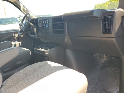 2025 Chevrolet Express Passenger LT