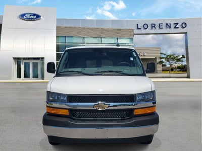 2025 Chevrolet Express Passenger LT