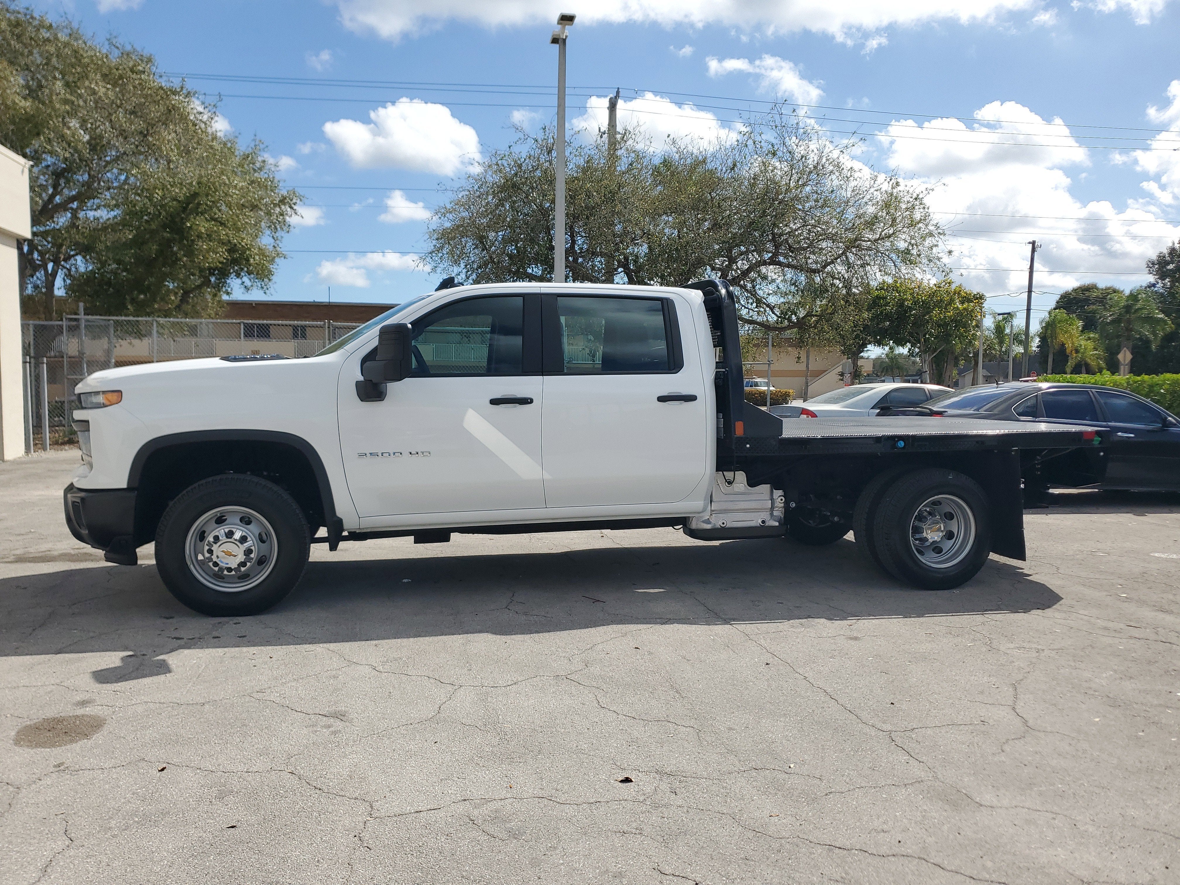 2025 Chevrolet Silverado 3500HD CC Work Truck 4WD Diesel