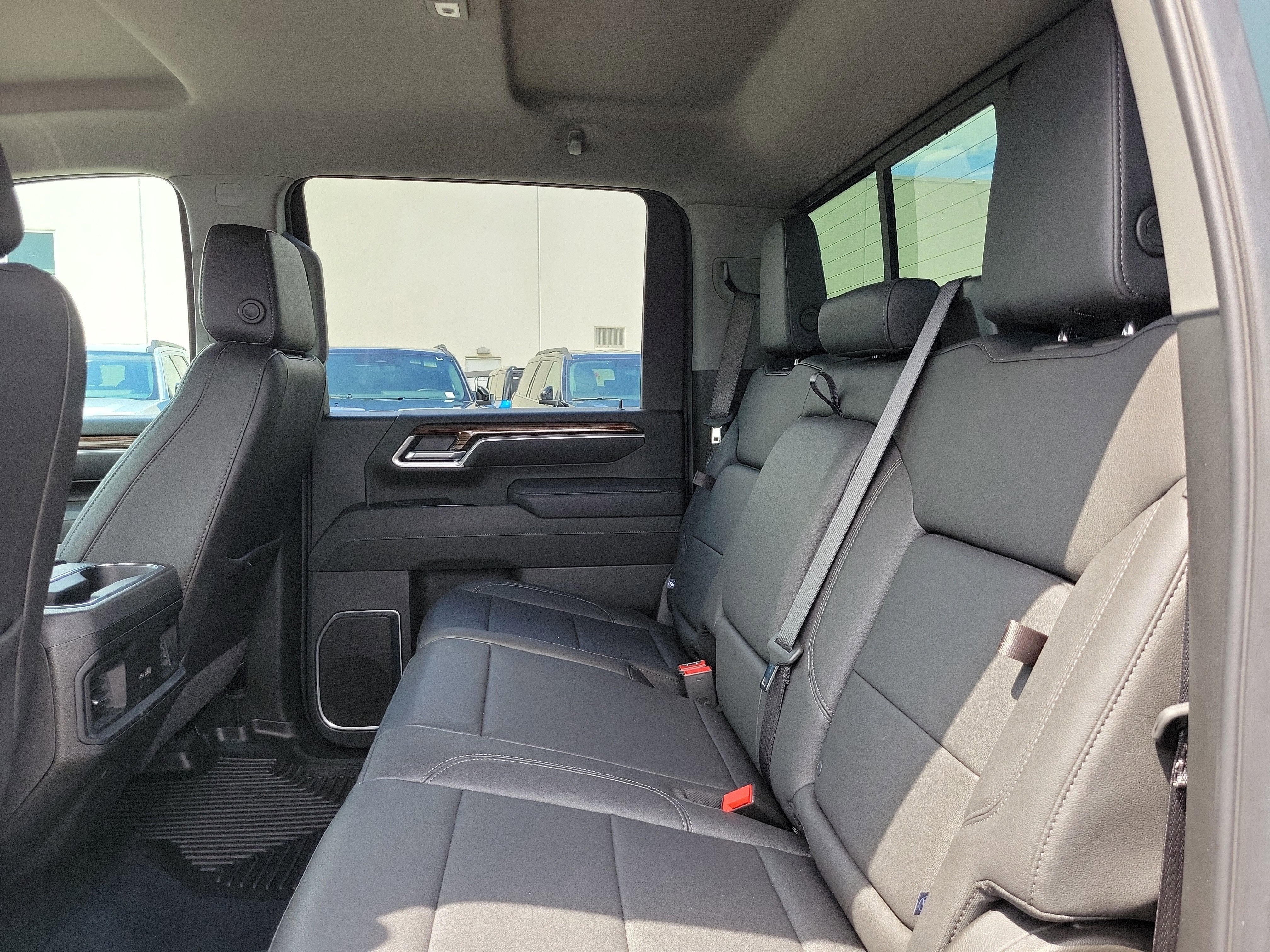 2025 Chevrolet Silverado 2500HD LT Trail Boss 4WD Diesel
