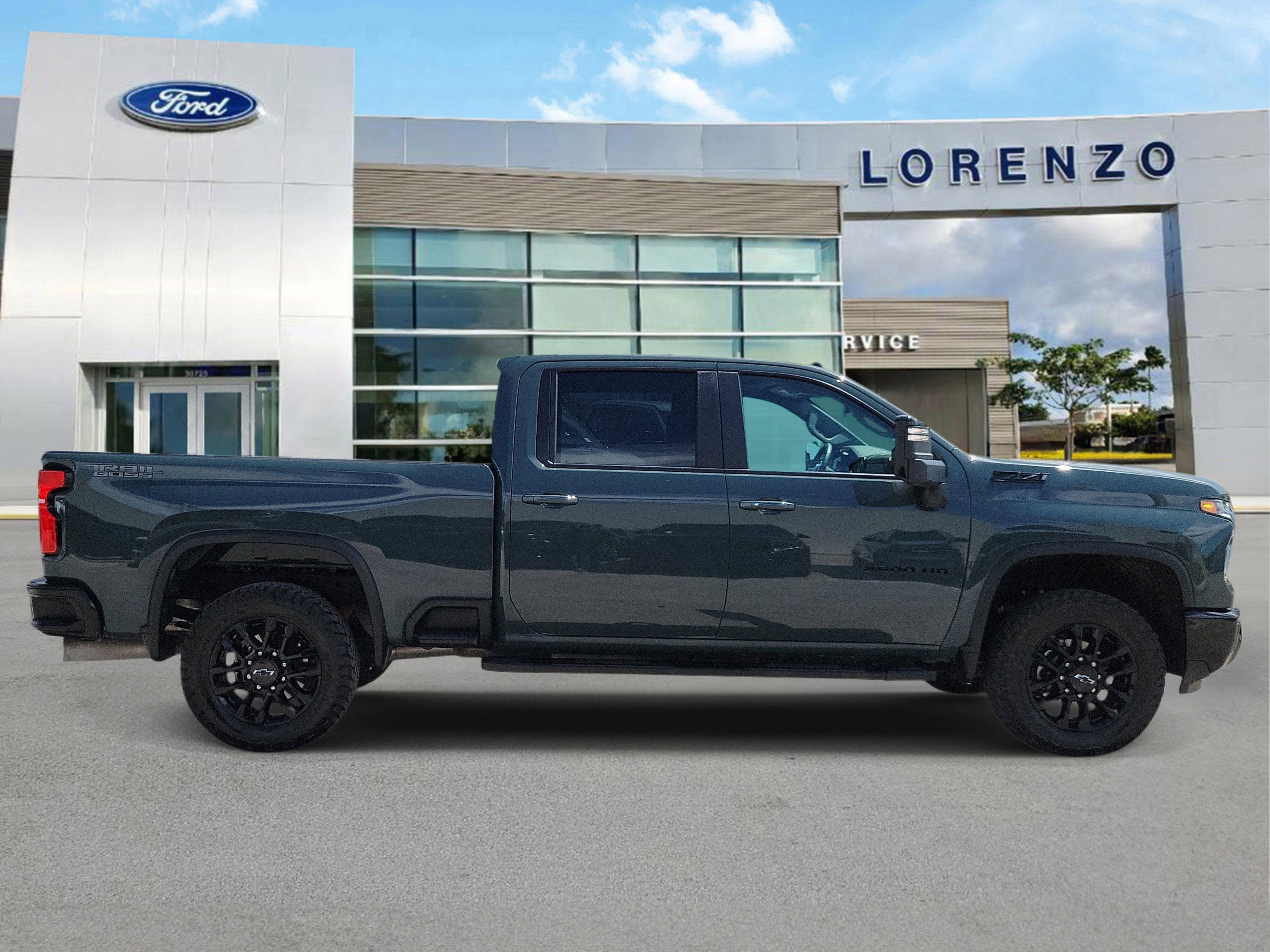 2025 Chevrolet Silverado 2500HD LT Trail Boss 4WD Diesel