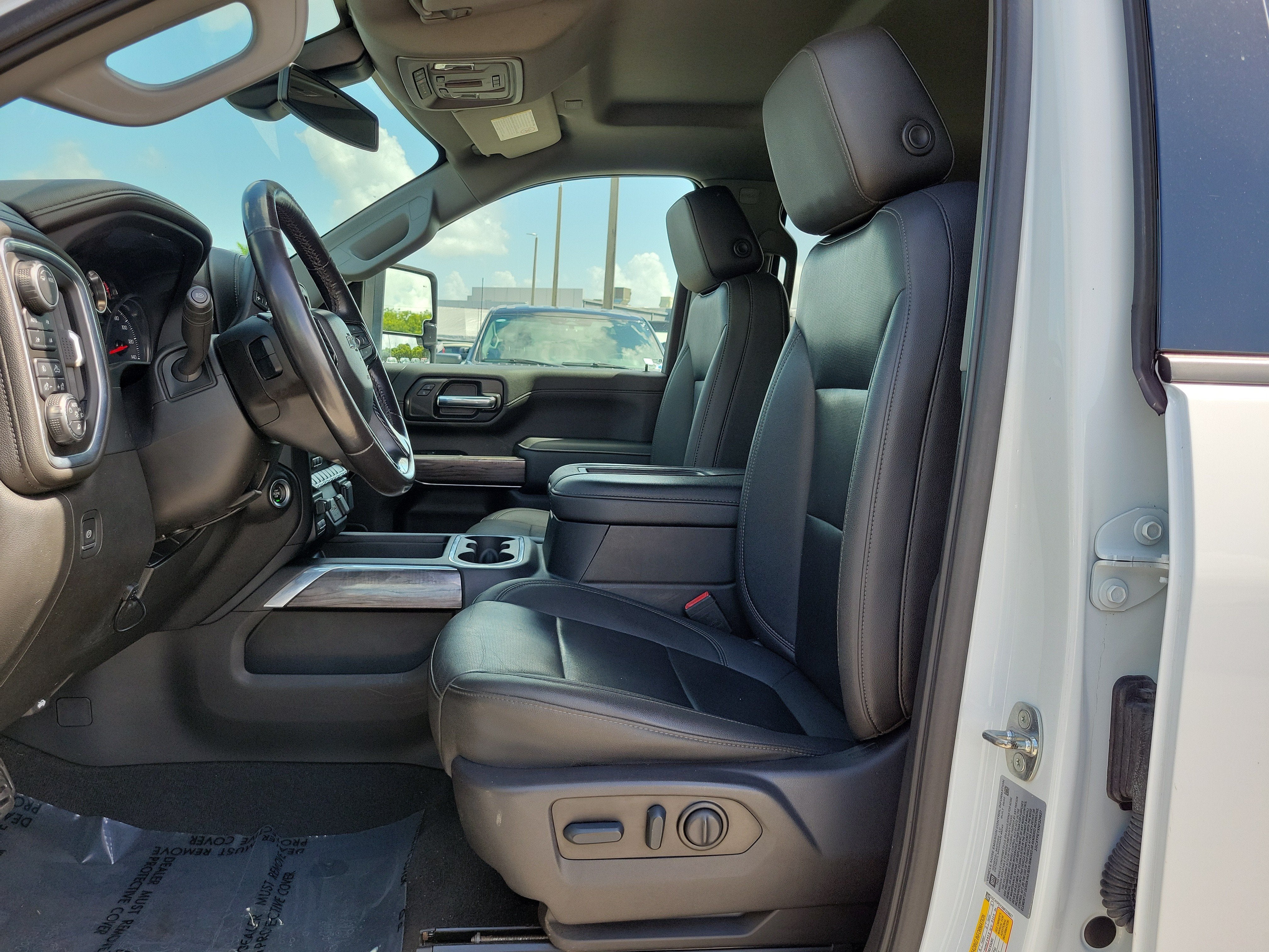 2022 Chevrolet Silverado 2500HD LTZ 4WD Diesel