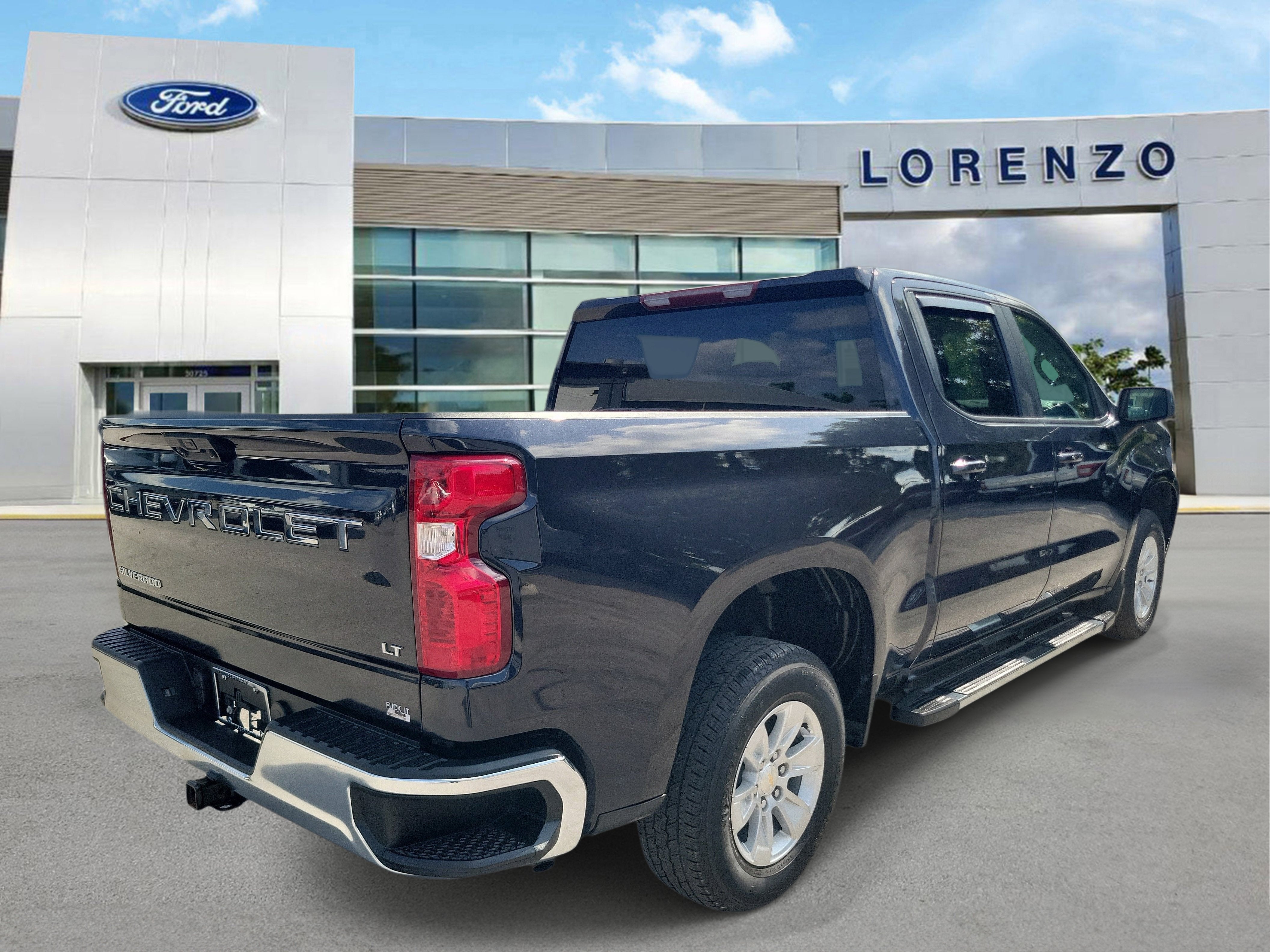 2023 Chevrolet Silverado 1500 LT
