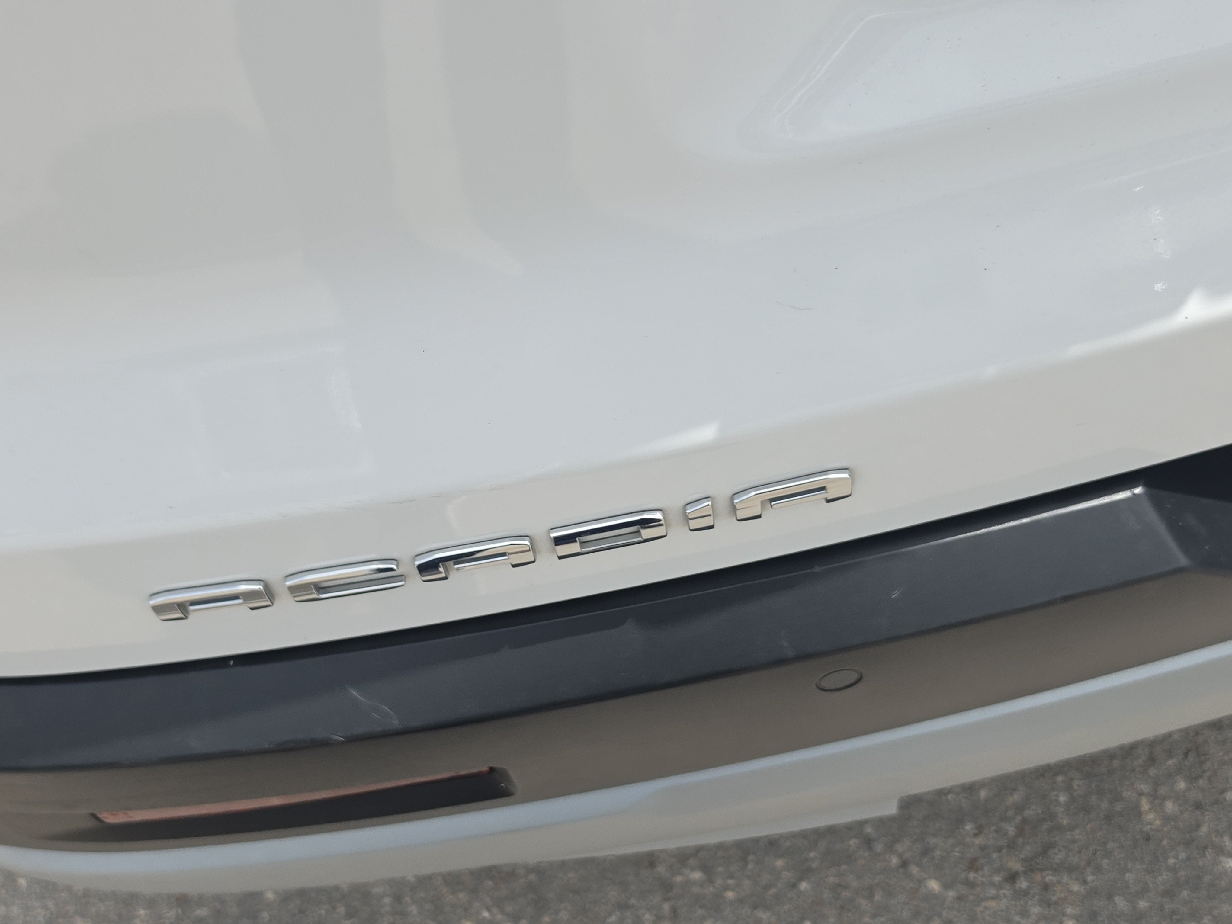 2022 GMC Acadia SLE