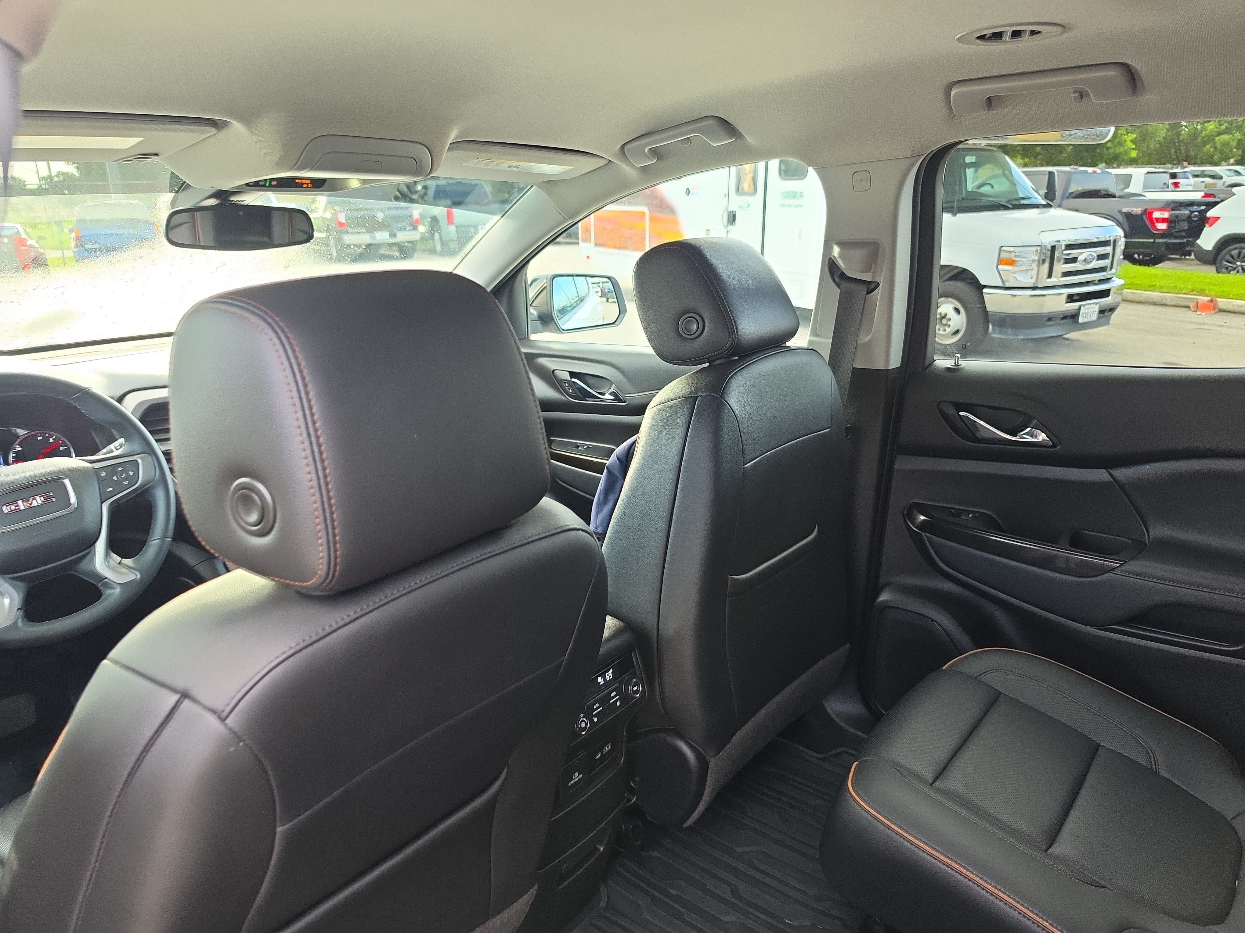 2023 GMC Acadia AT4 4WD