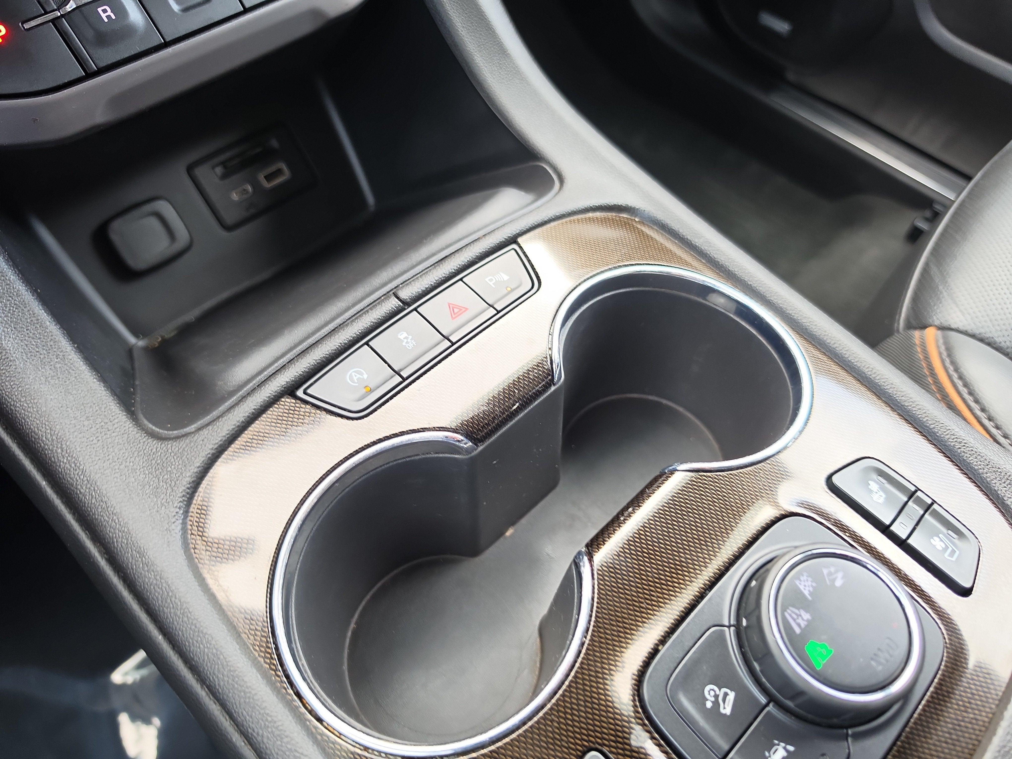 2023 GMC Acadia AT4 4WD