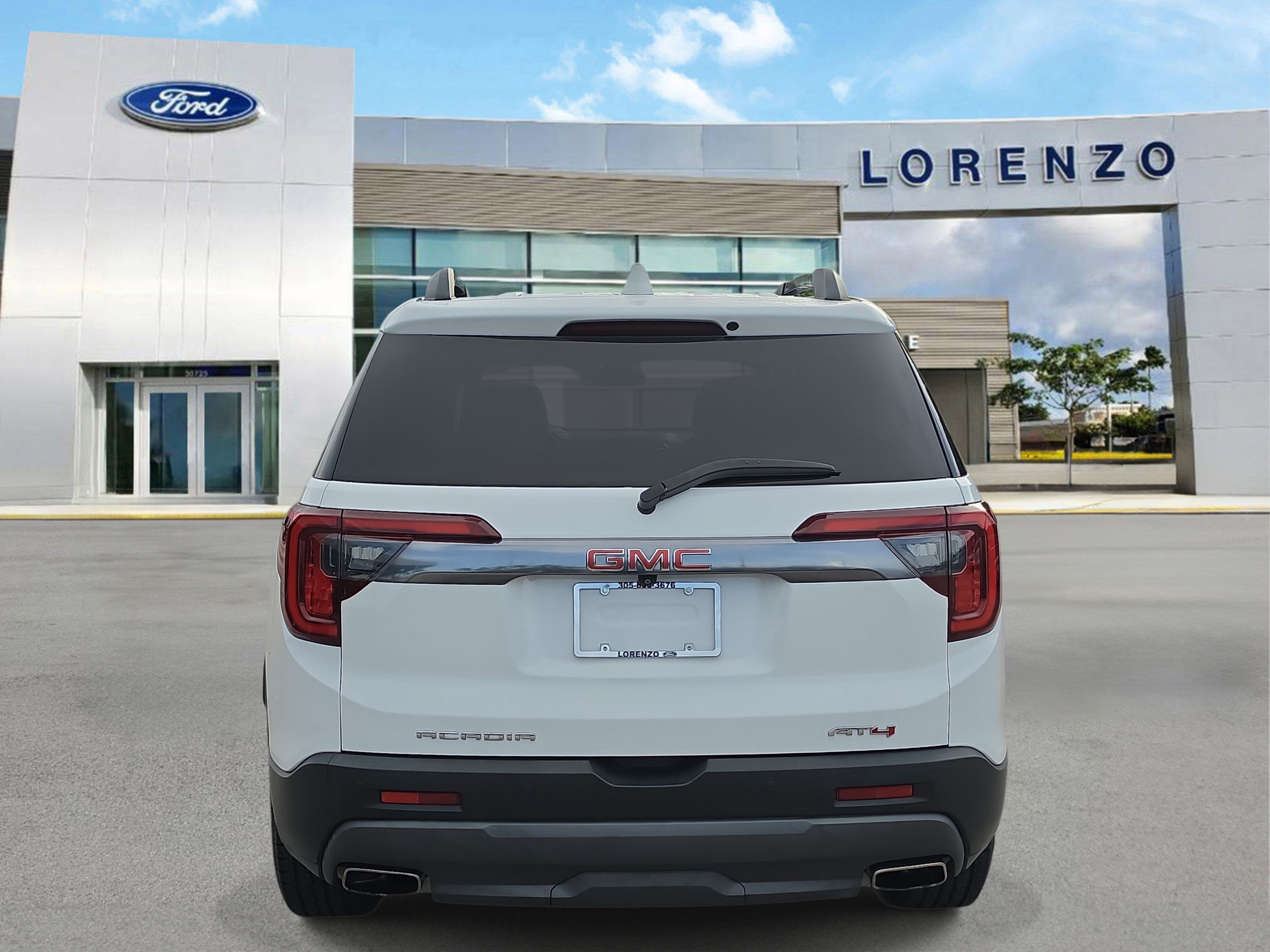 2023 GMC Acadia AT4 4WD