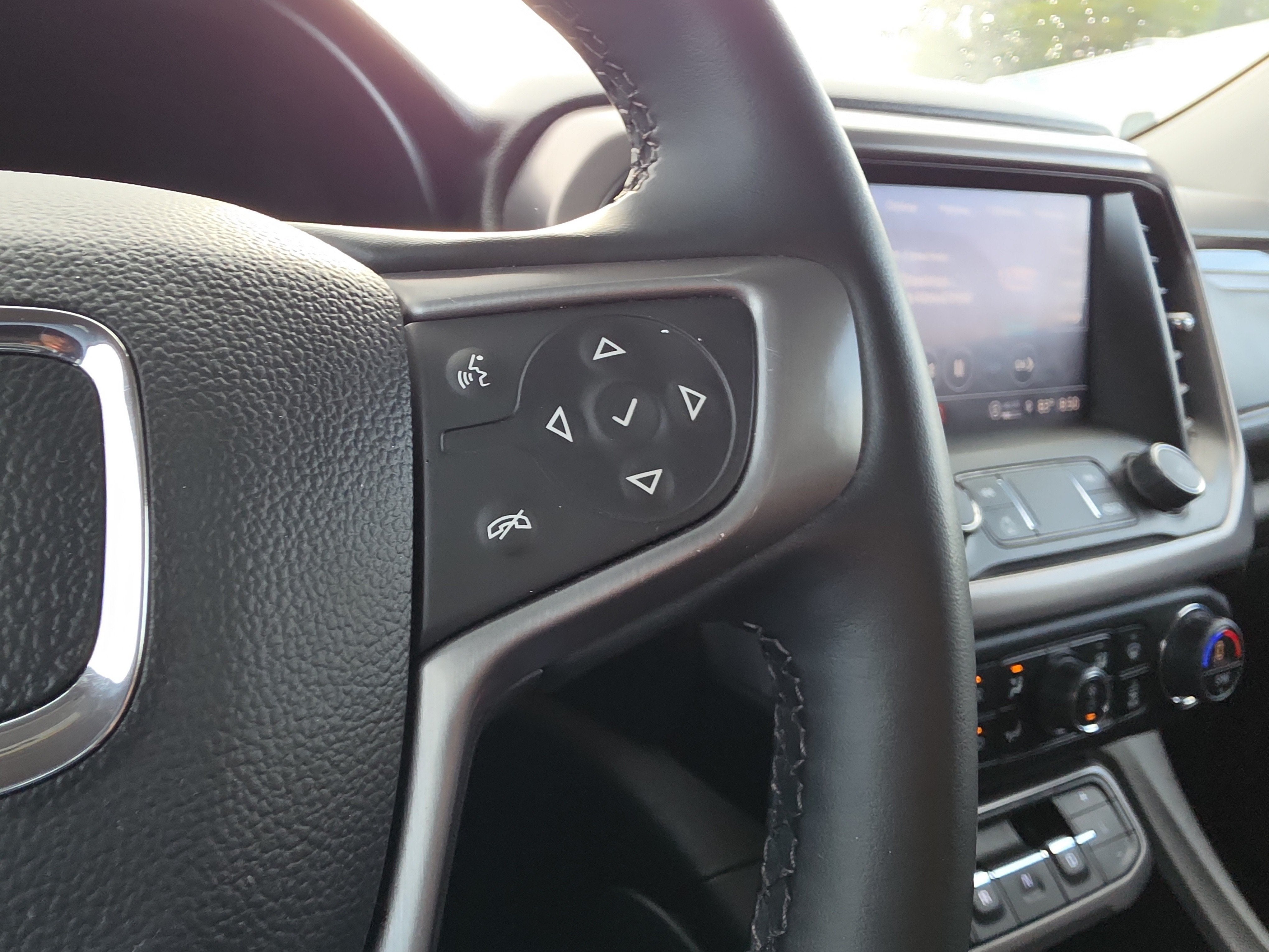 2023 GMC Acadia AT4 4WD