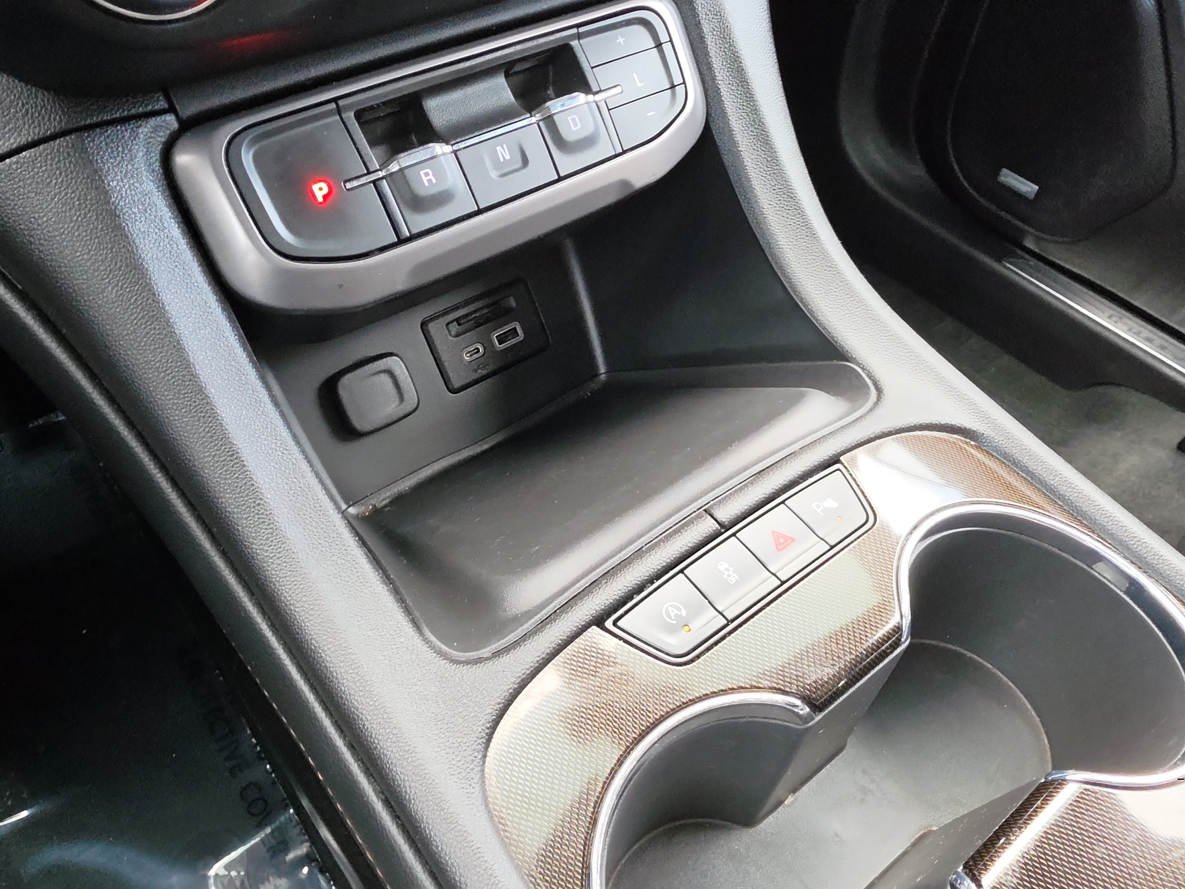 2023 GMC Acadia AT4 4WD