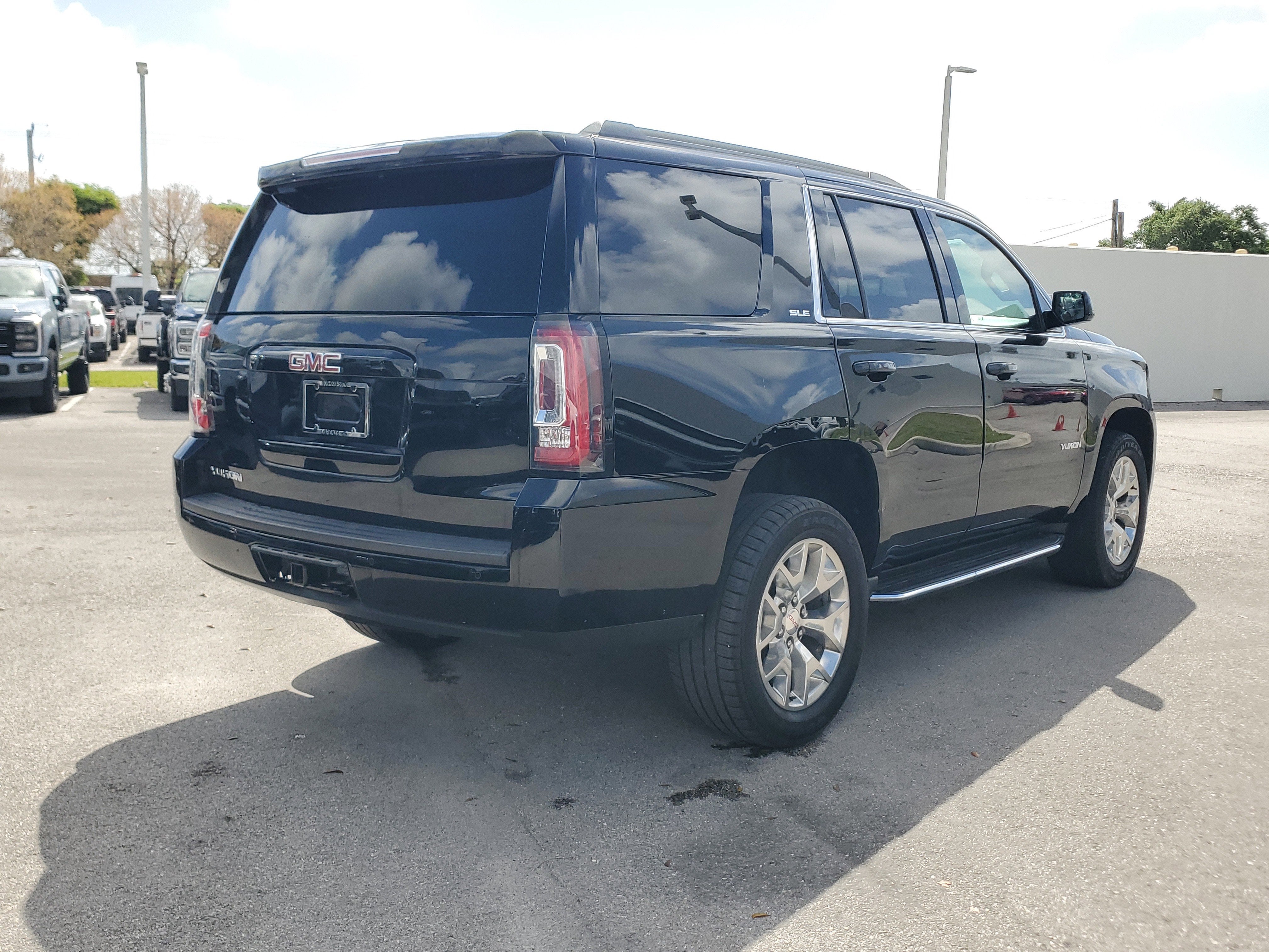 2020 GMC Yukon SLE