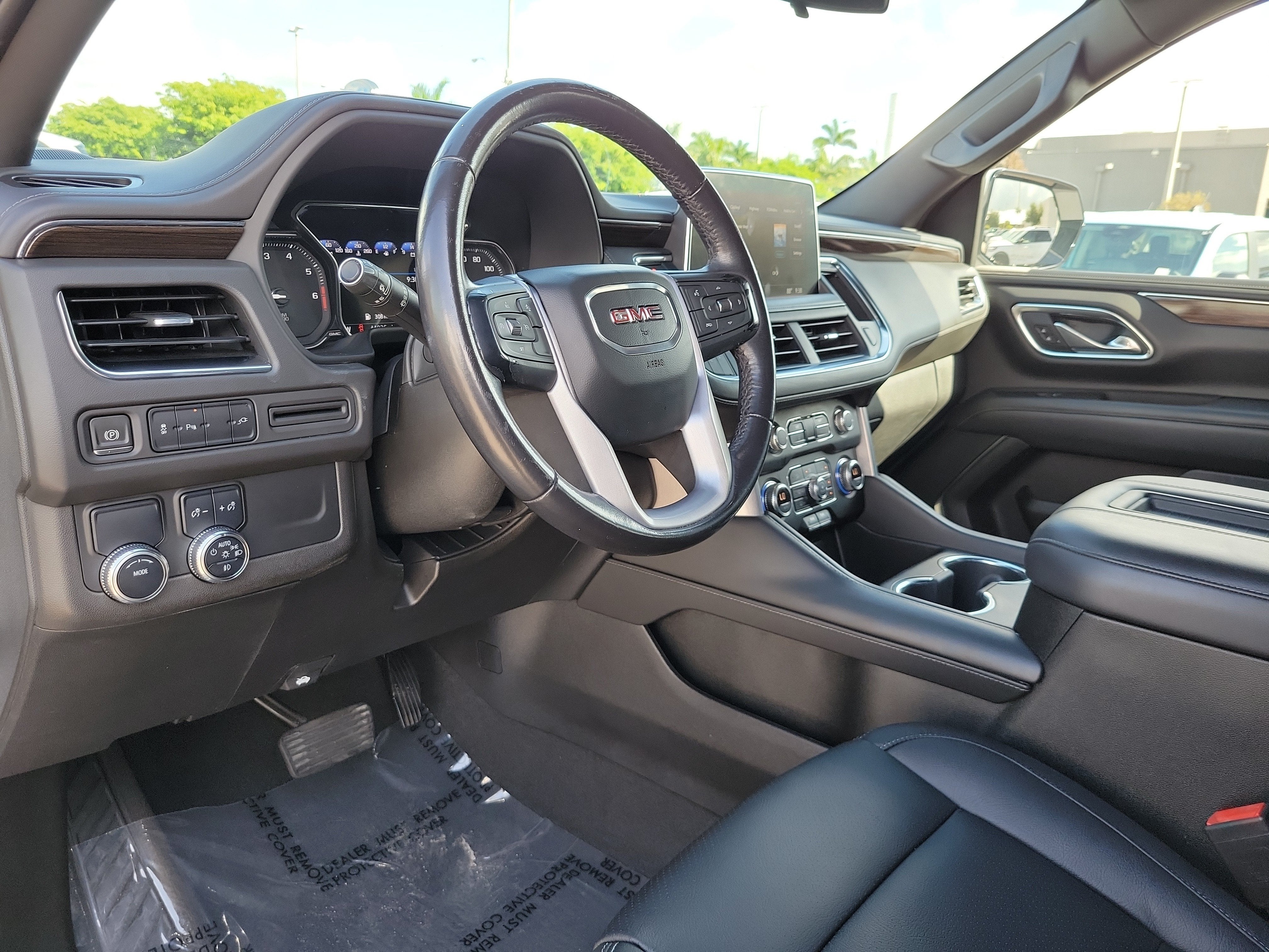 2021 GMC Yukon SLE