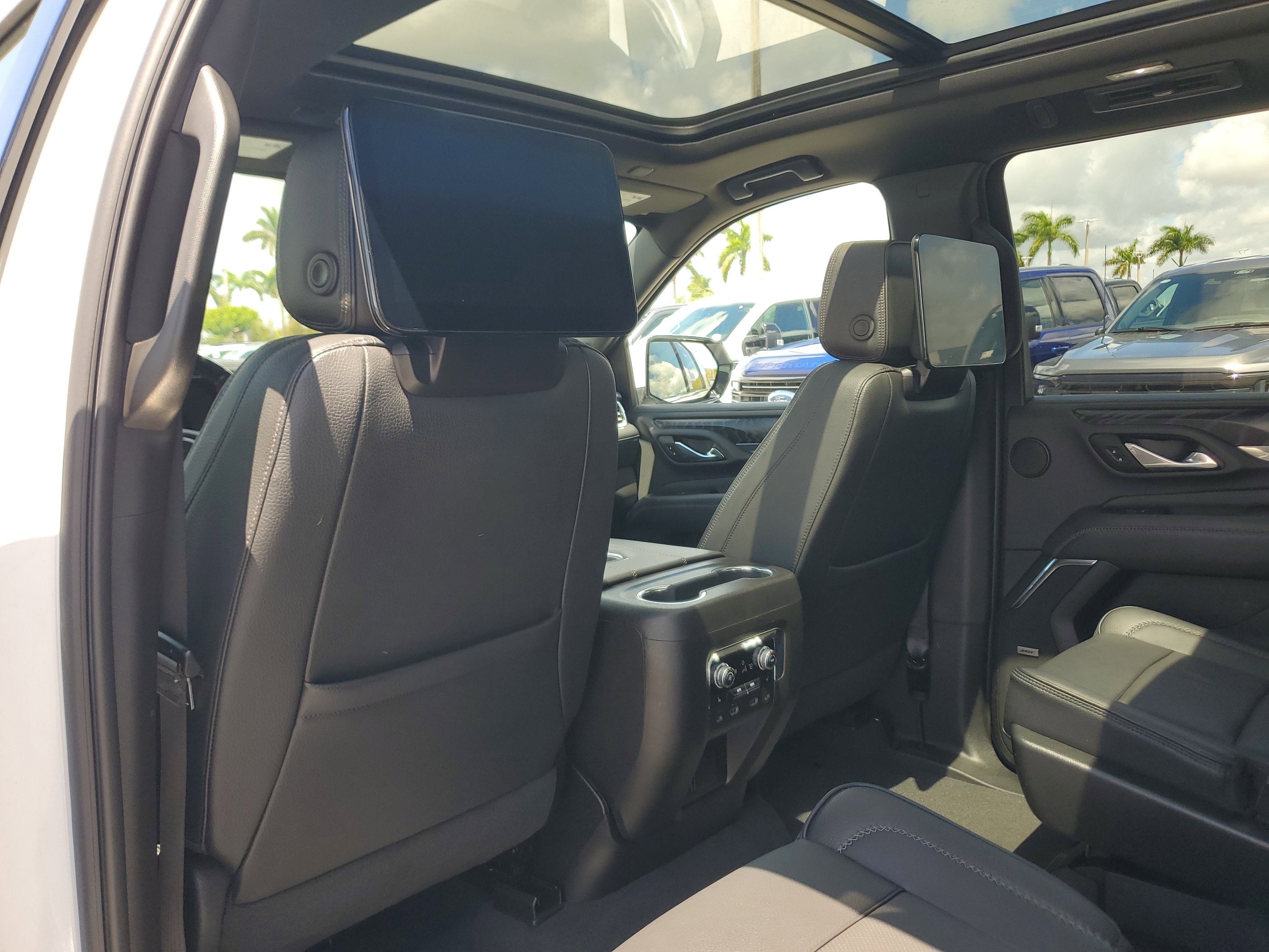 2023 GMC Yukon XL Denali 4WD