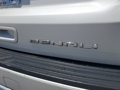 2023 GMC Yukon XL Denali 4WD