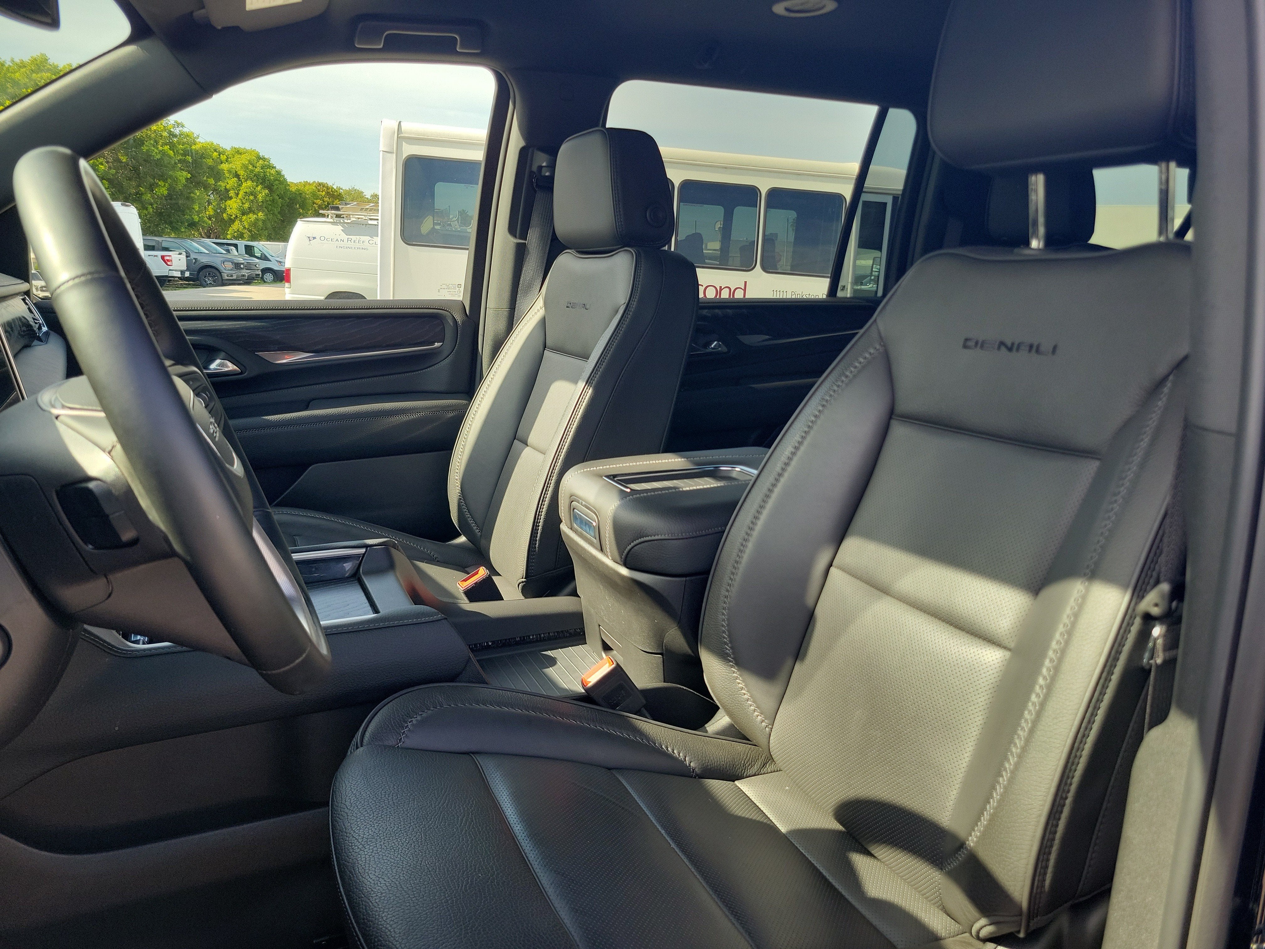 2024 GMC Yukon XL Denali 4WD