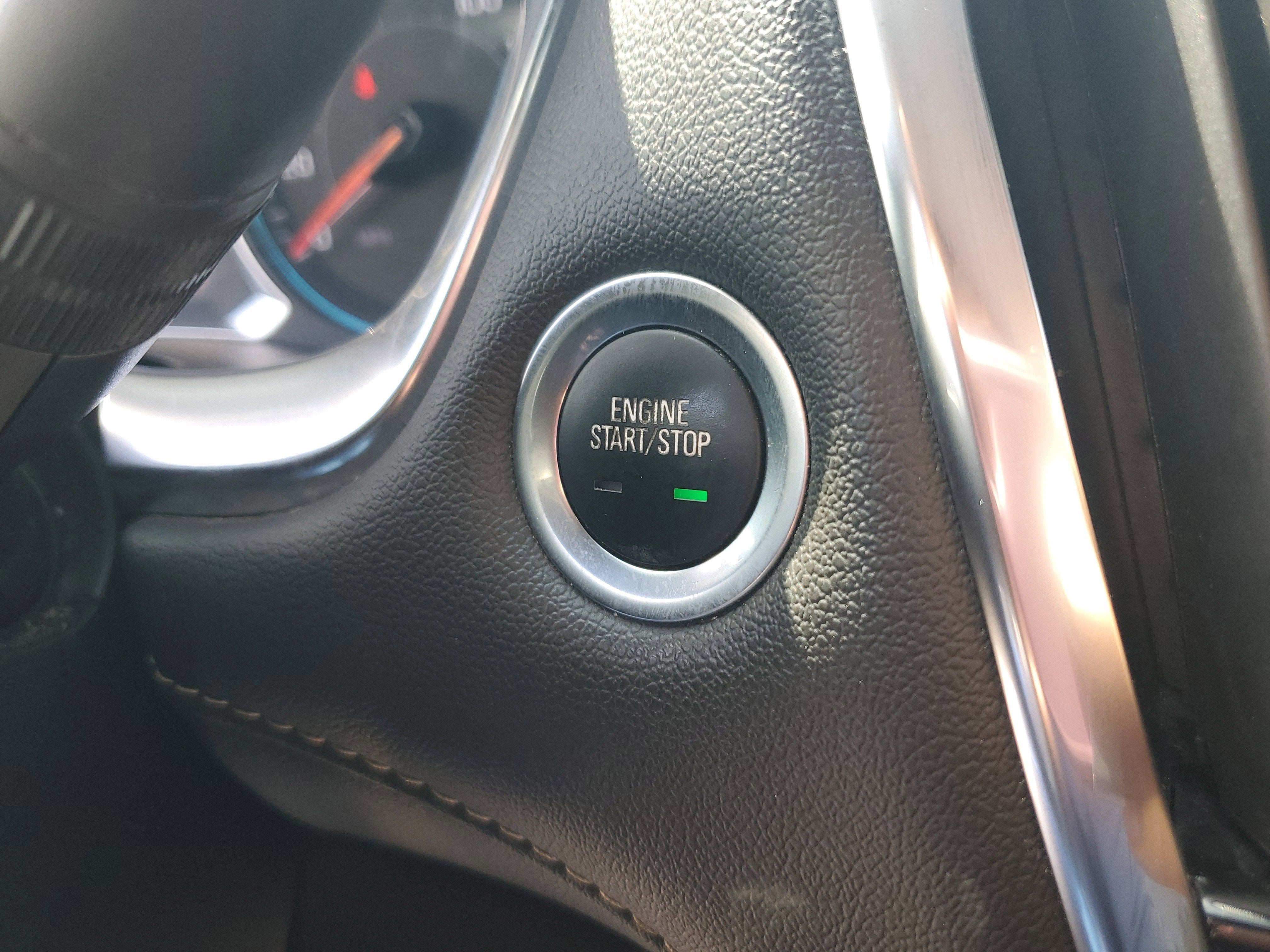 2022 Chevrolet Traverse LT Leather 4WD