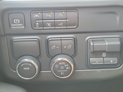 2025 Chevrolet Suburban RST