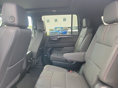 2025 Chevrolet Suburban RST