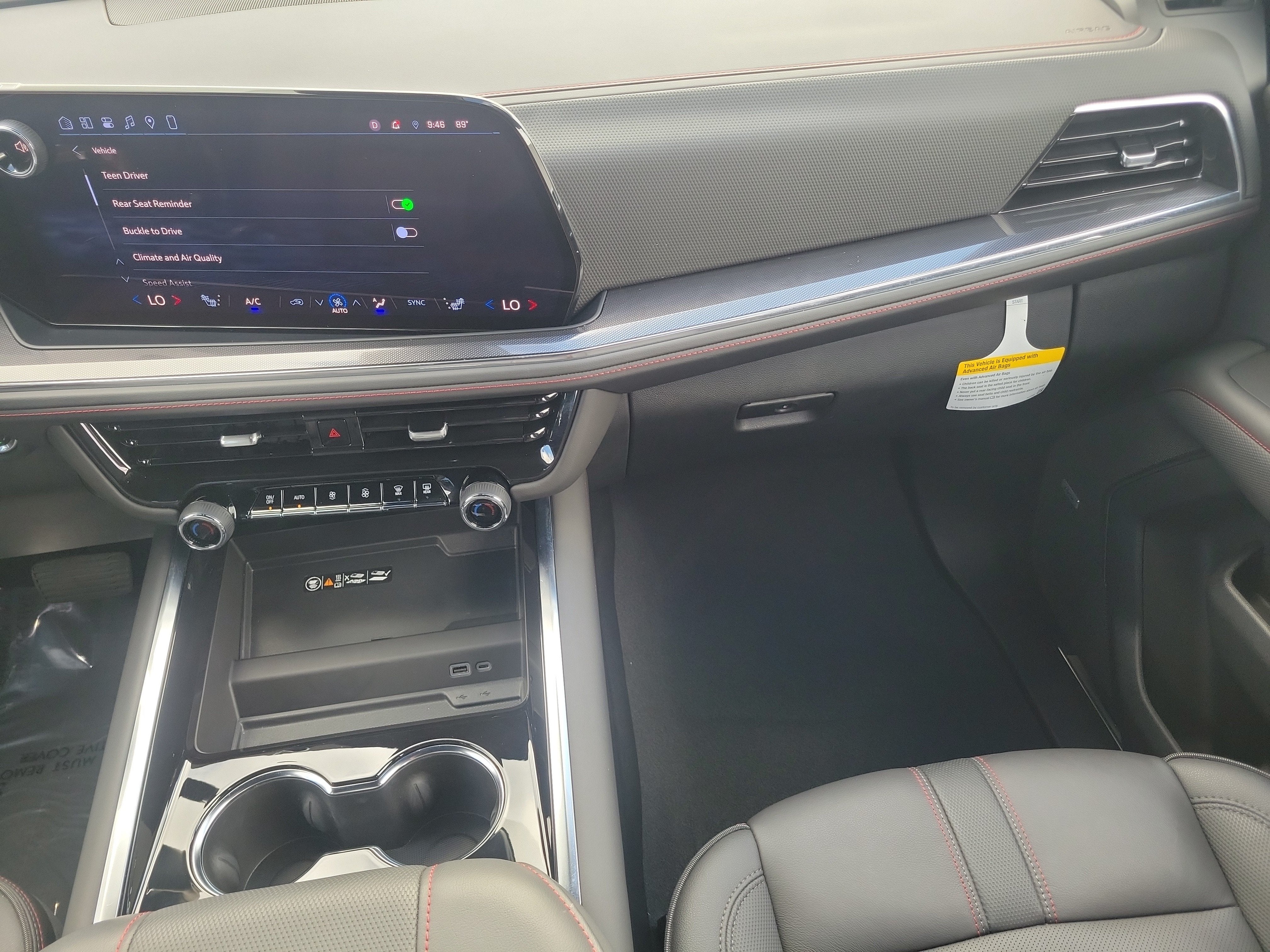2025 Chevrolet Suburban RST