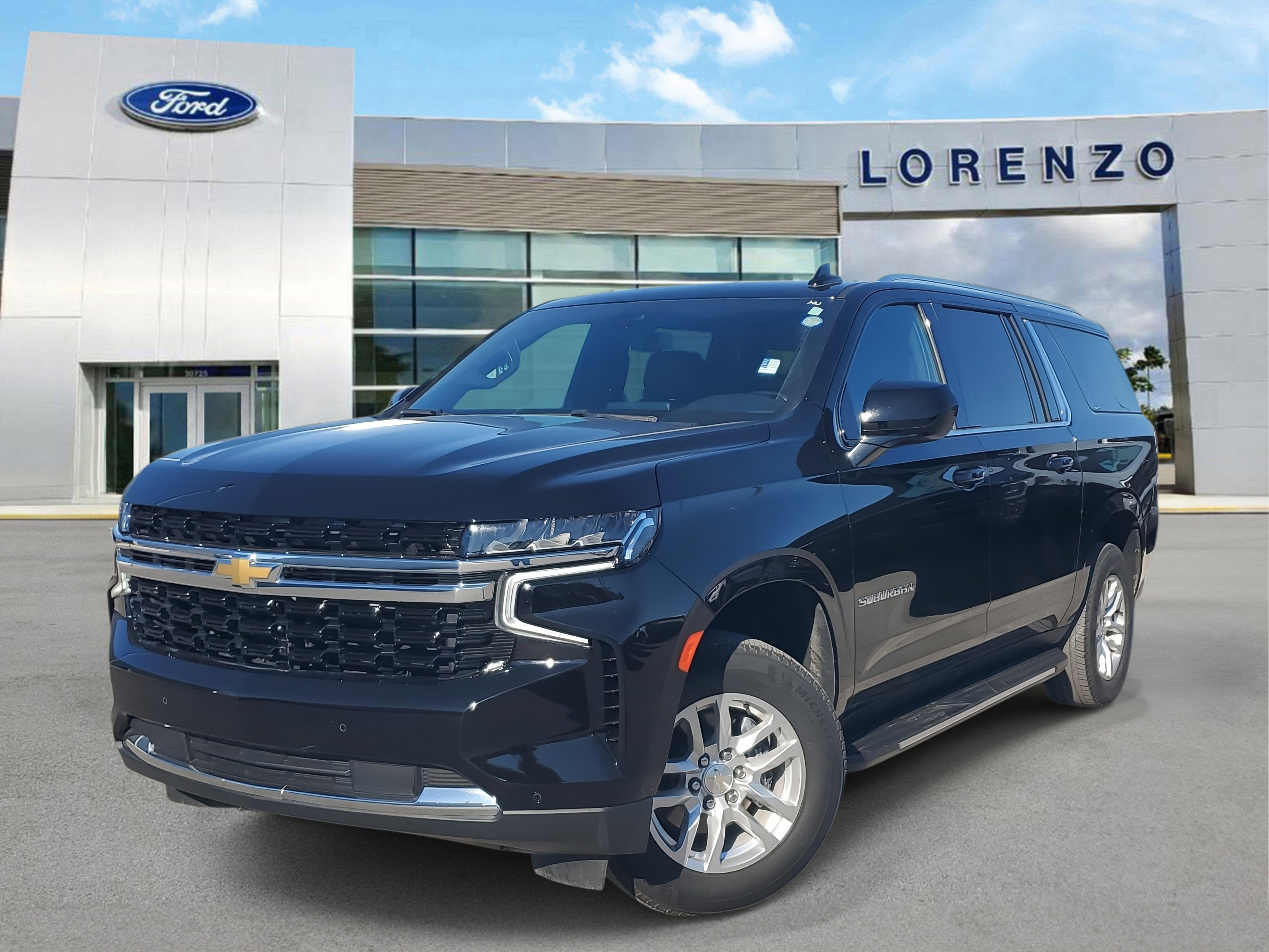 2023 Chevrolet Suburban LS