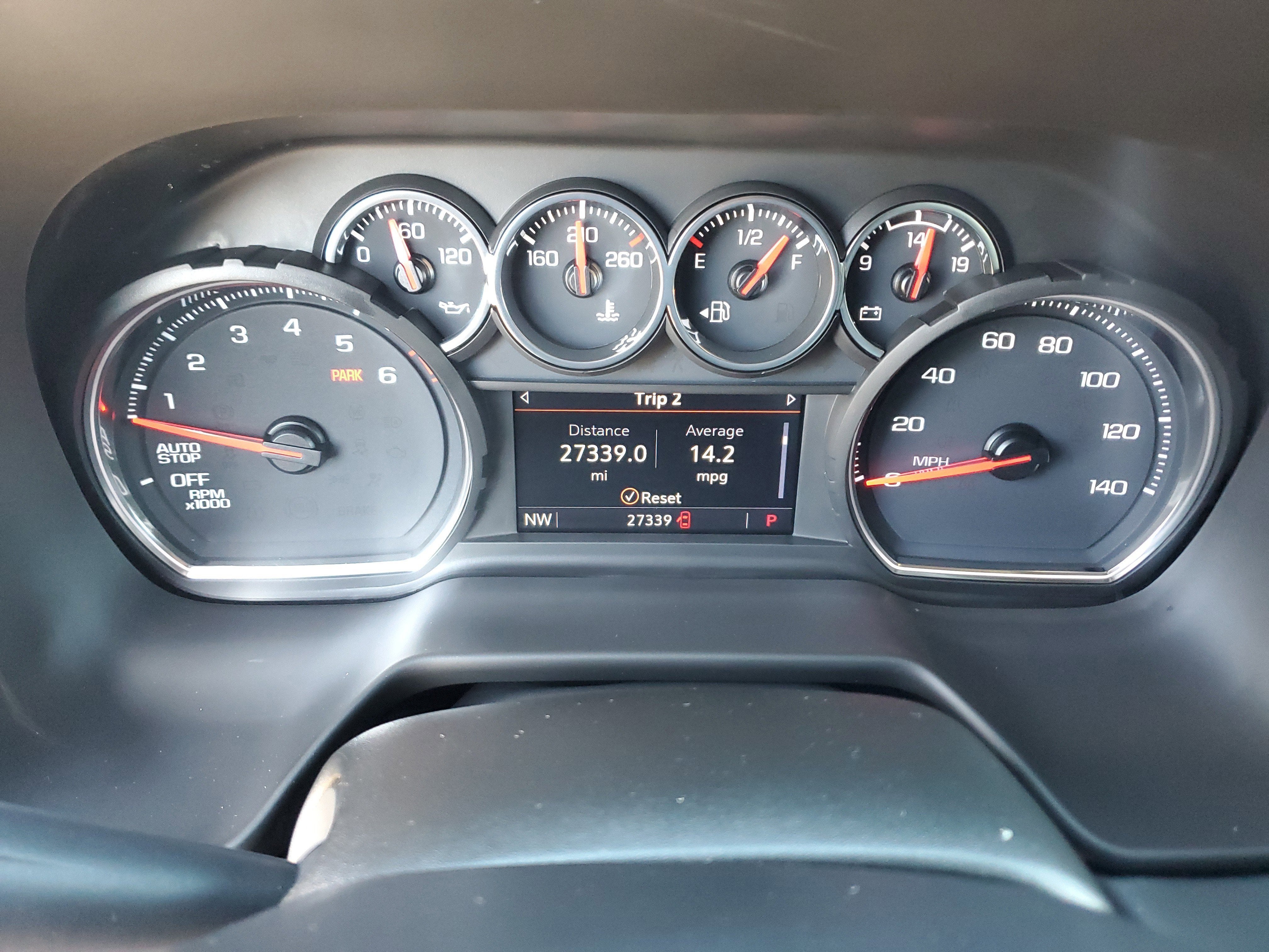 2023 Chevrolet Suburban LS