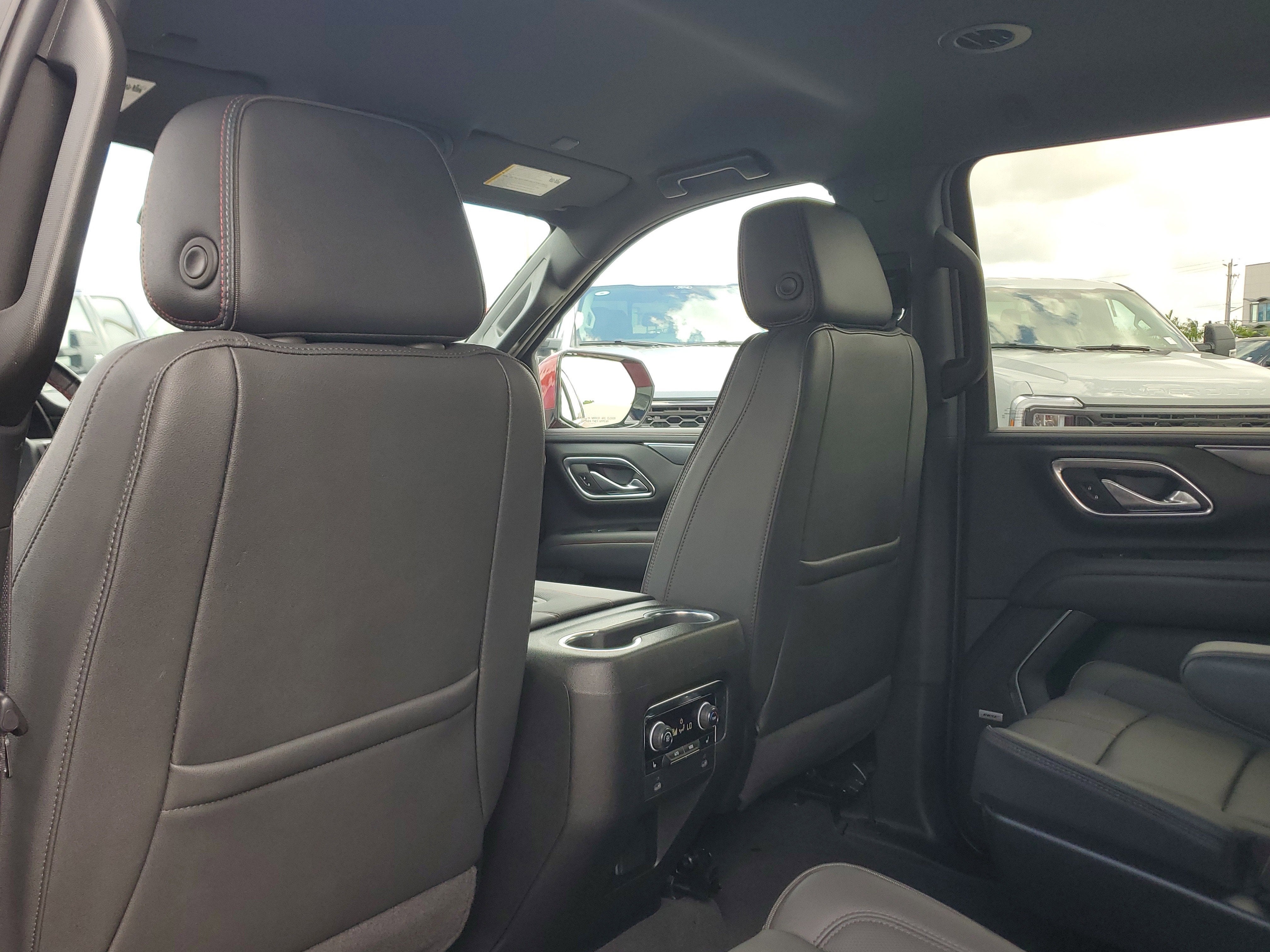 2024 Chevrolet Suburban RST