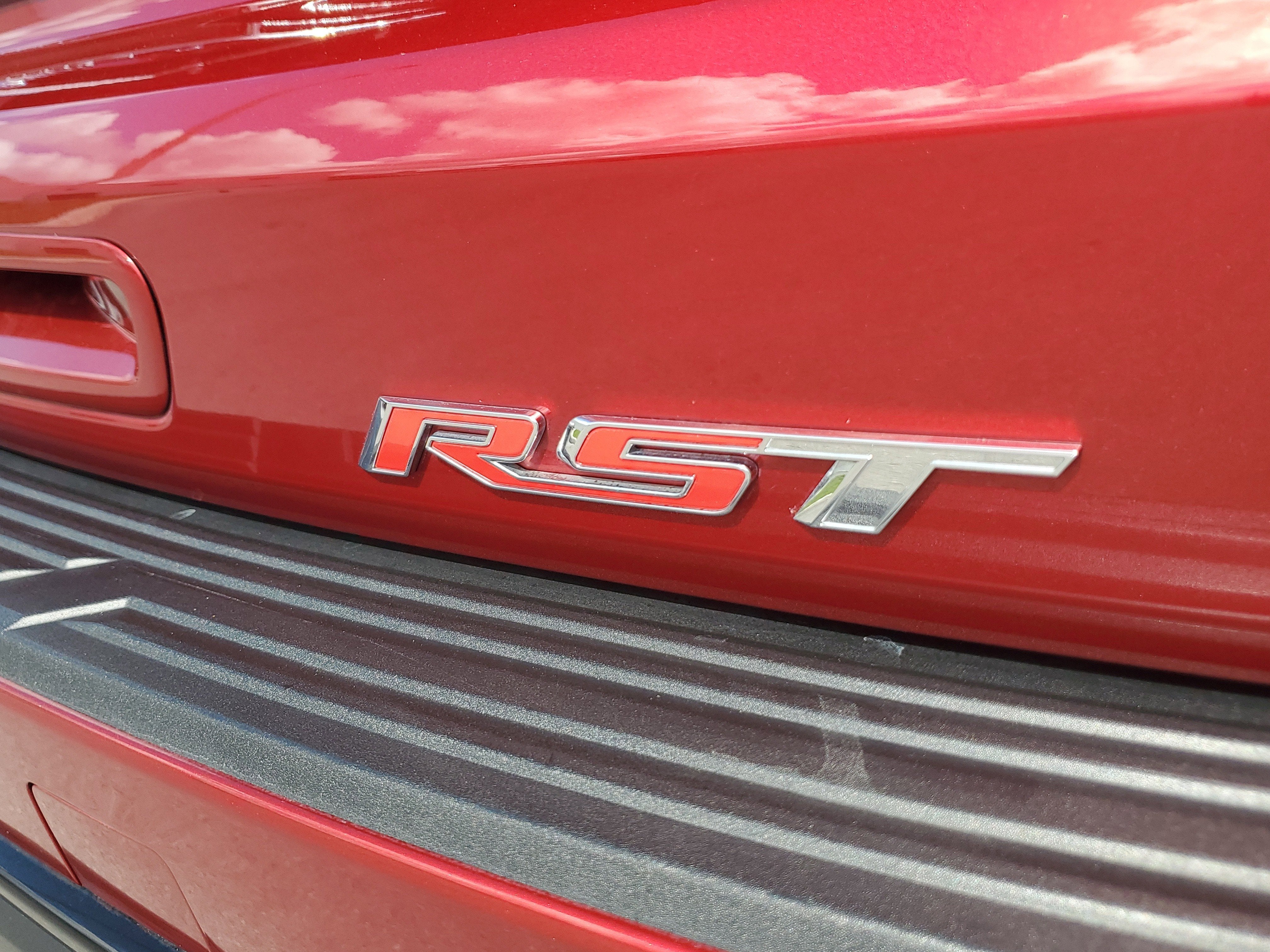 2024 Chevrolet Suburban RST