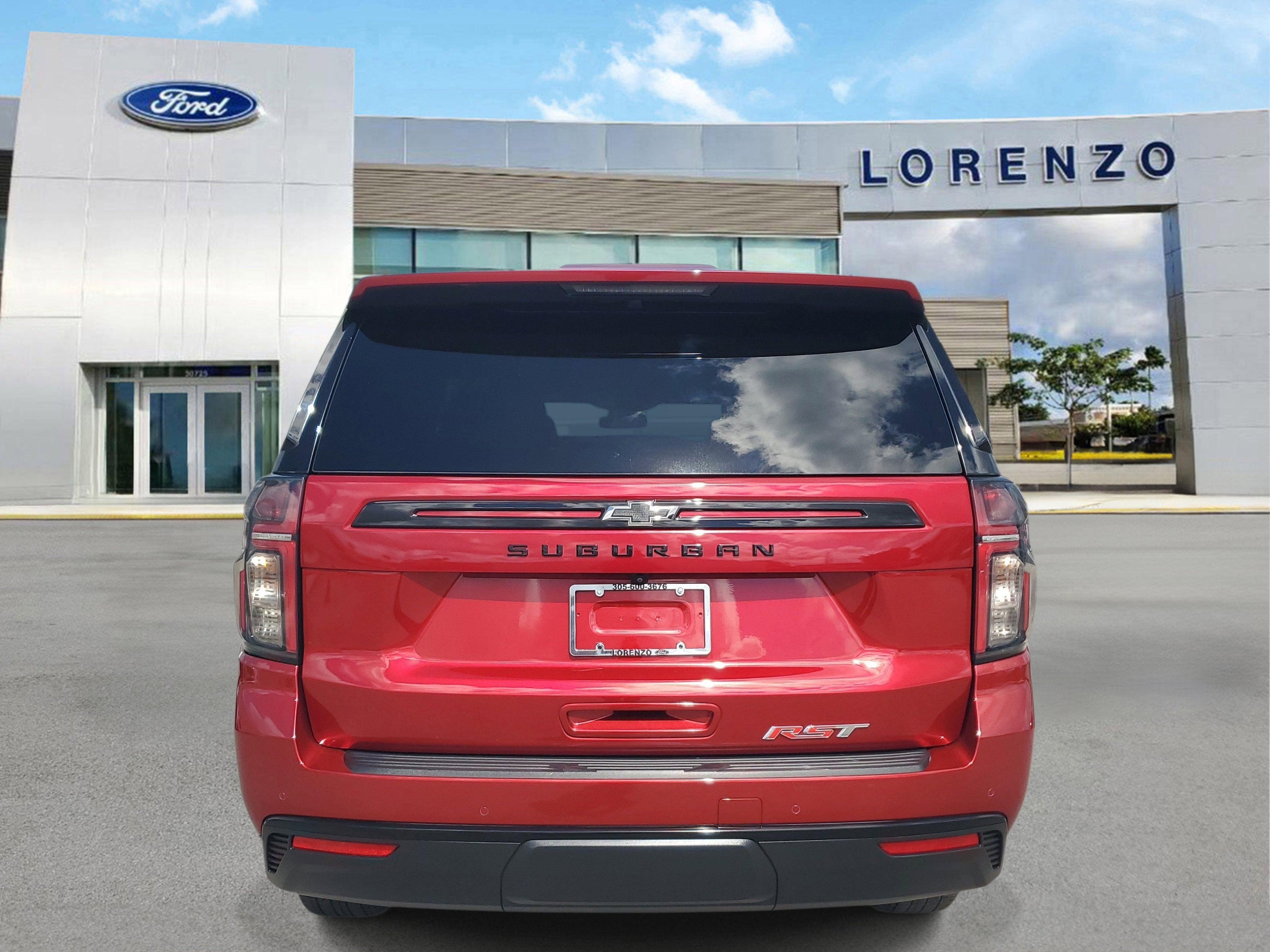 2024 Chevrolet Suburban RST