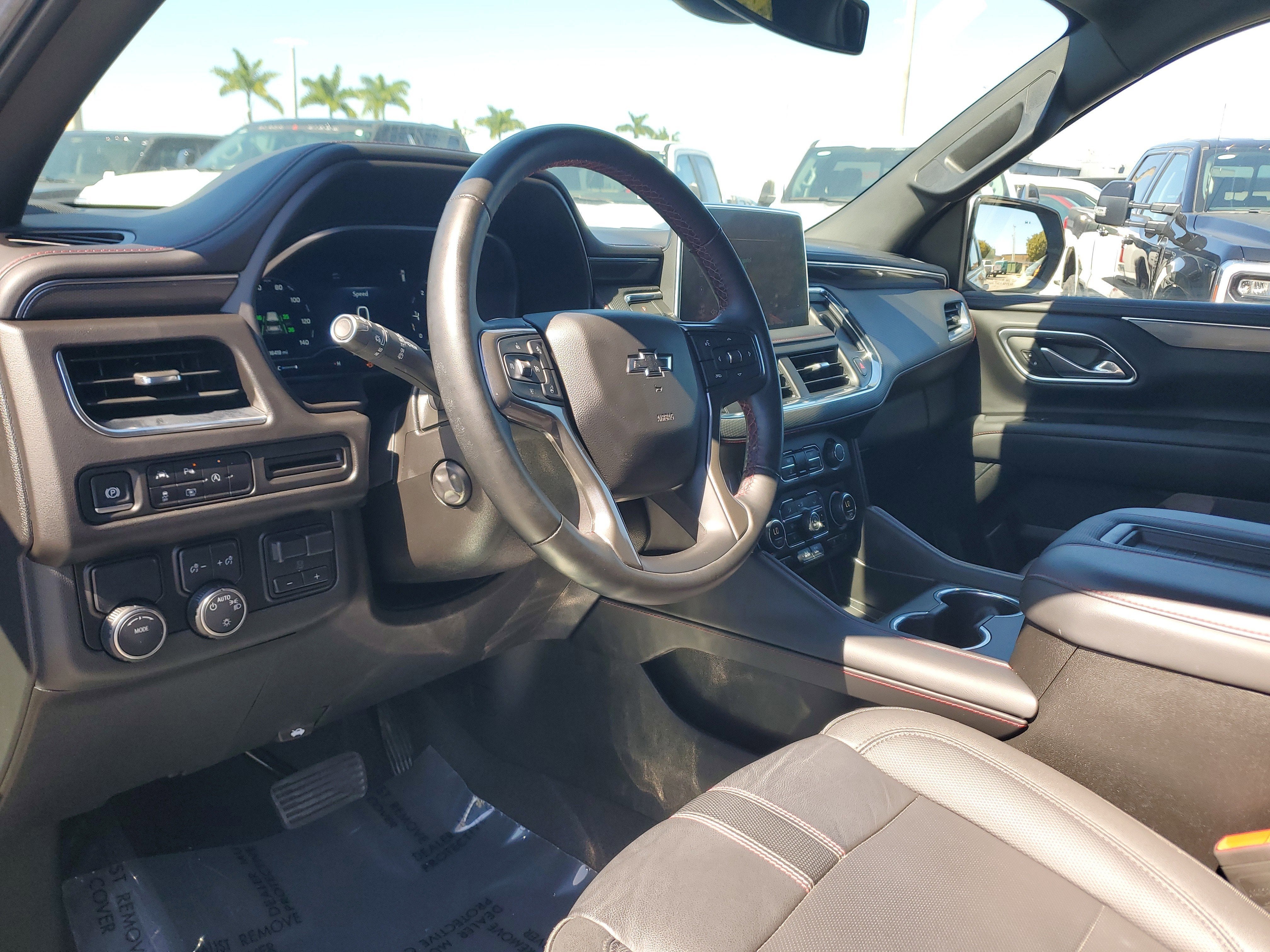 2024 Chevrolet Suburban RST