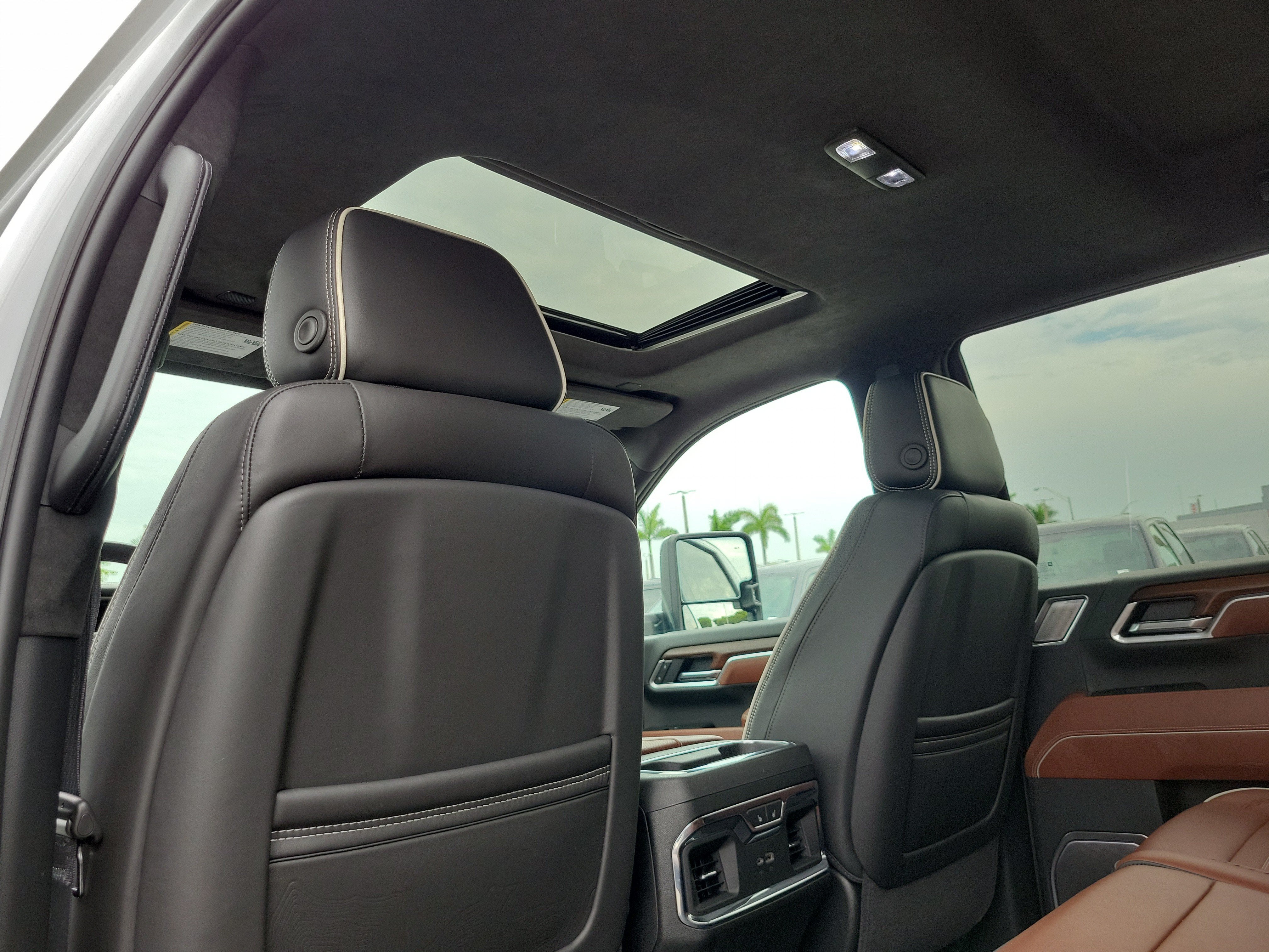 2025 GMC Sierra 2500HD Denali Ultimate 4WD Diesel