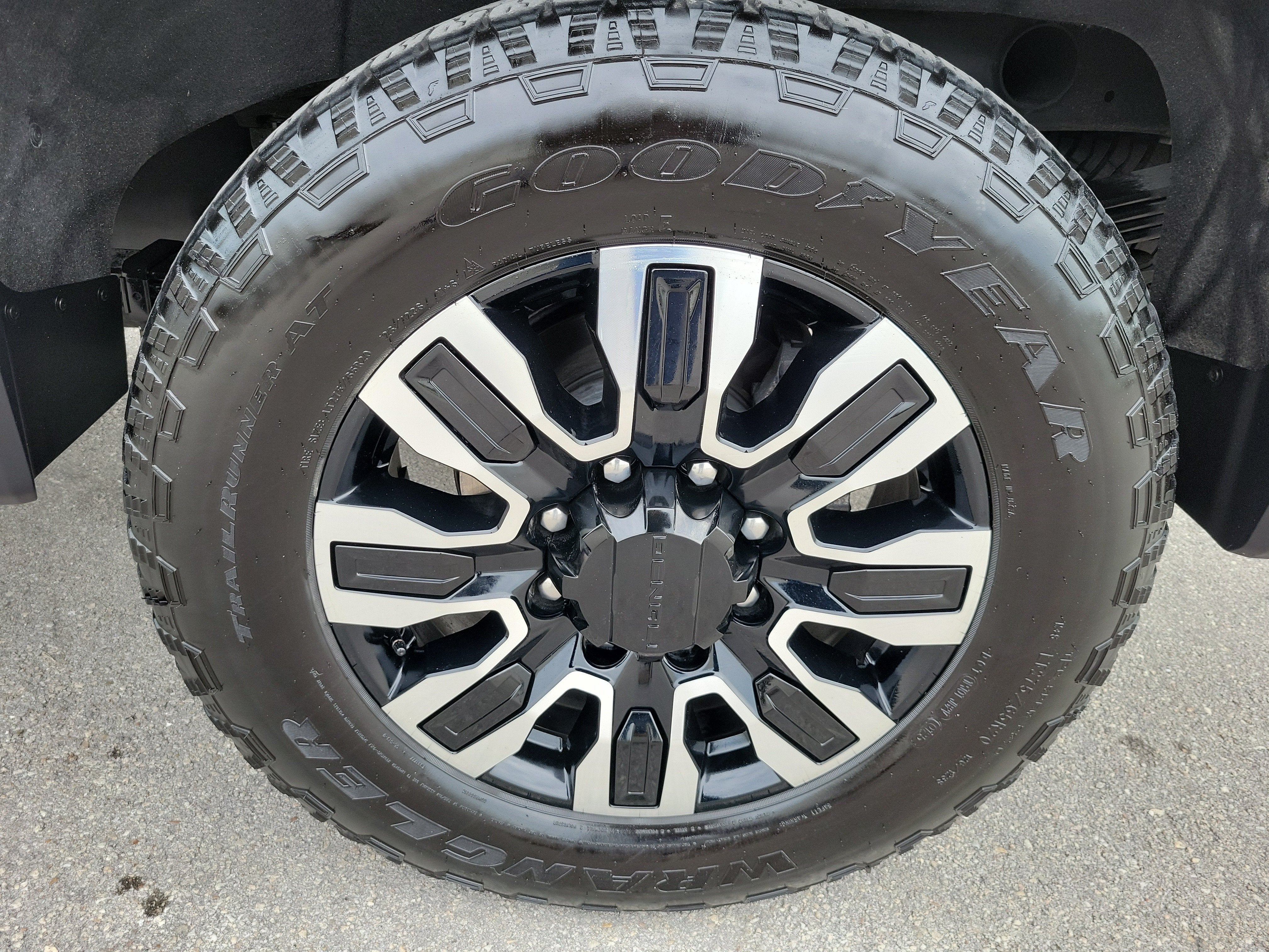 2025 GMC Sierra 2500HD Denali Ultimate 4WD Diesel