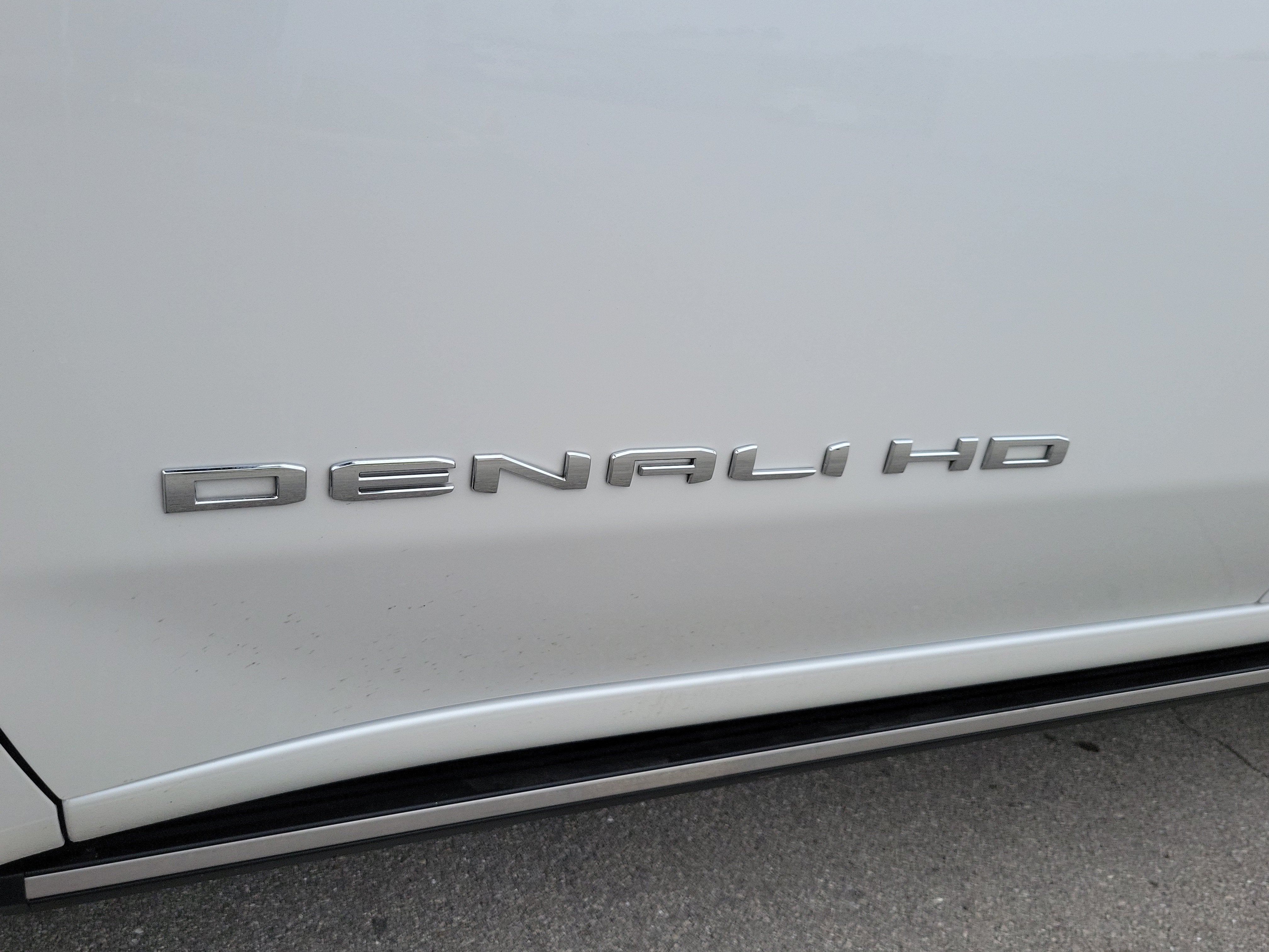 2025 GMC Sierra 2500HD Denali Ultimate 4WD Diesel