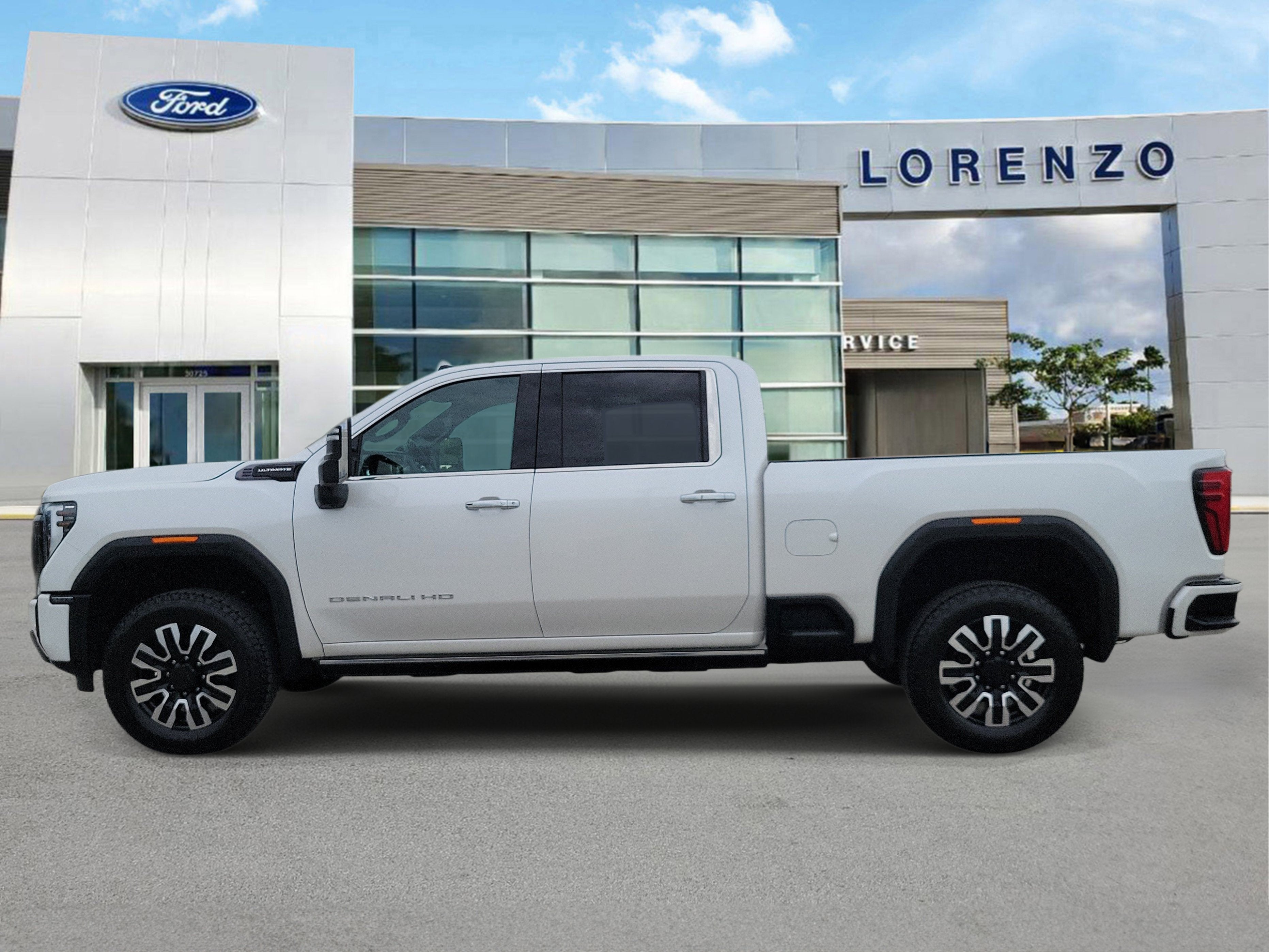 2025 GMC Sierra 2500HD Denali Ultimate 4WD Diesel